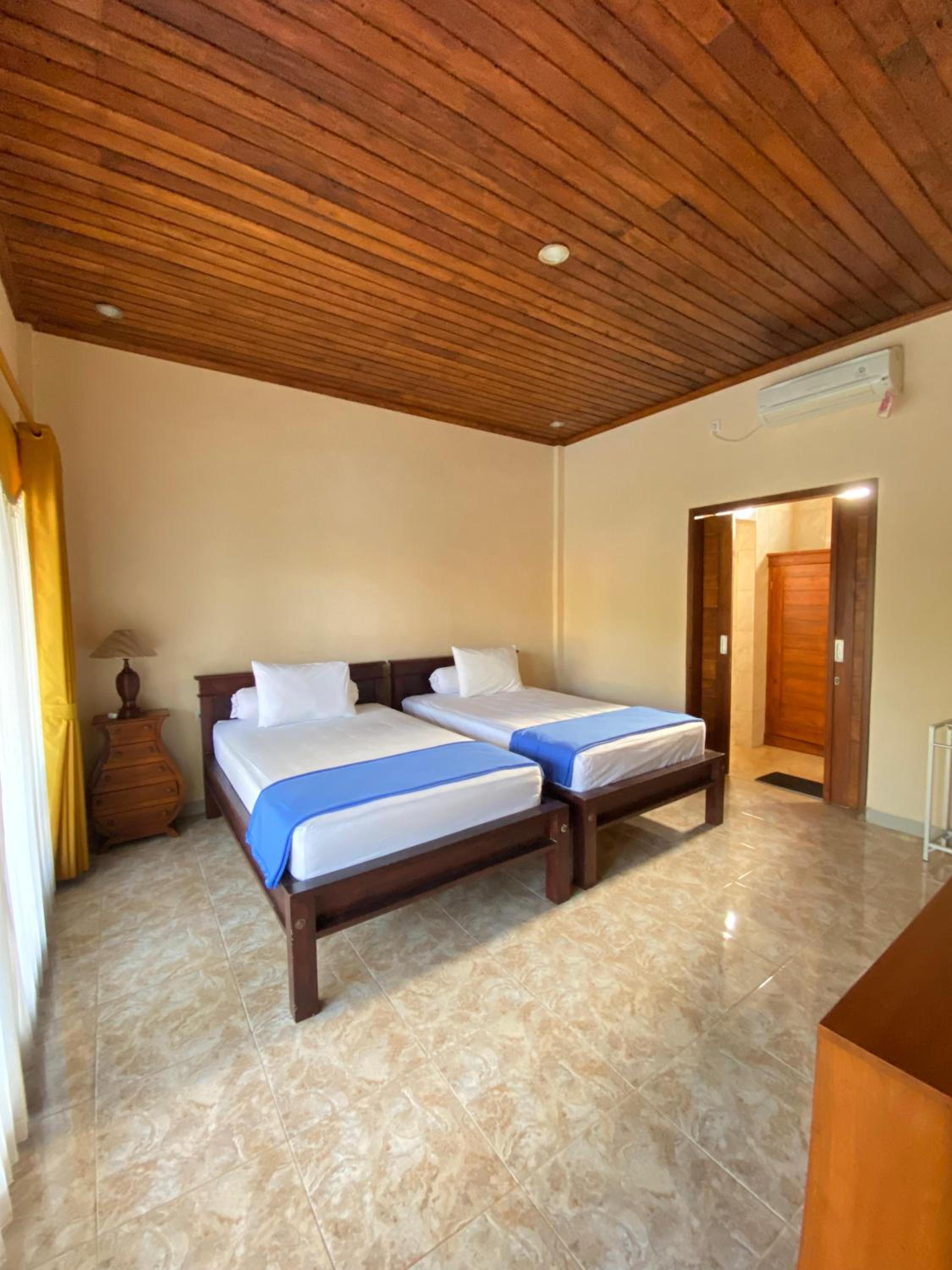 Standard Twin Room - Photo 2