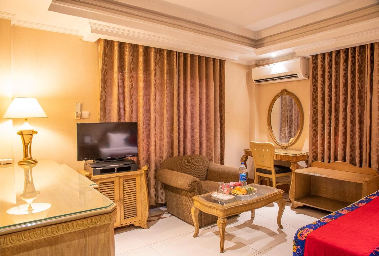 Deluxe Triple Room