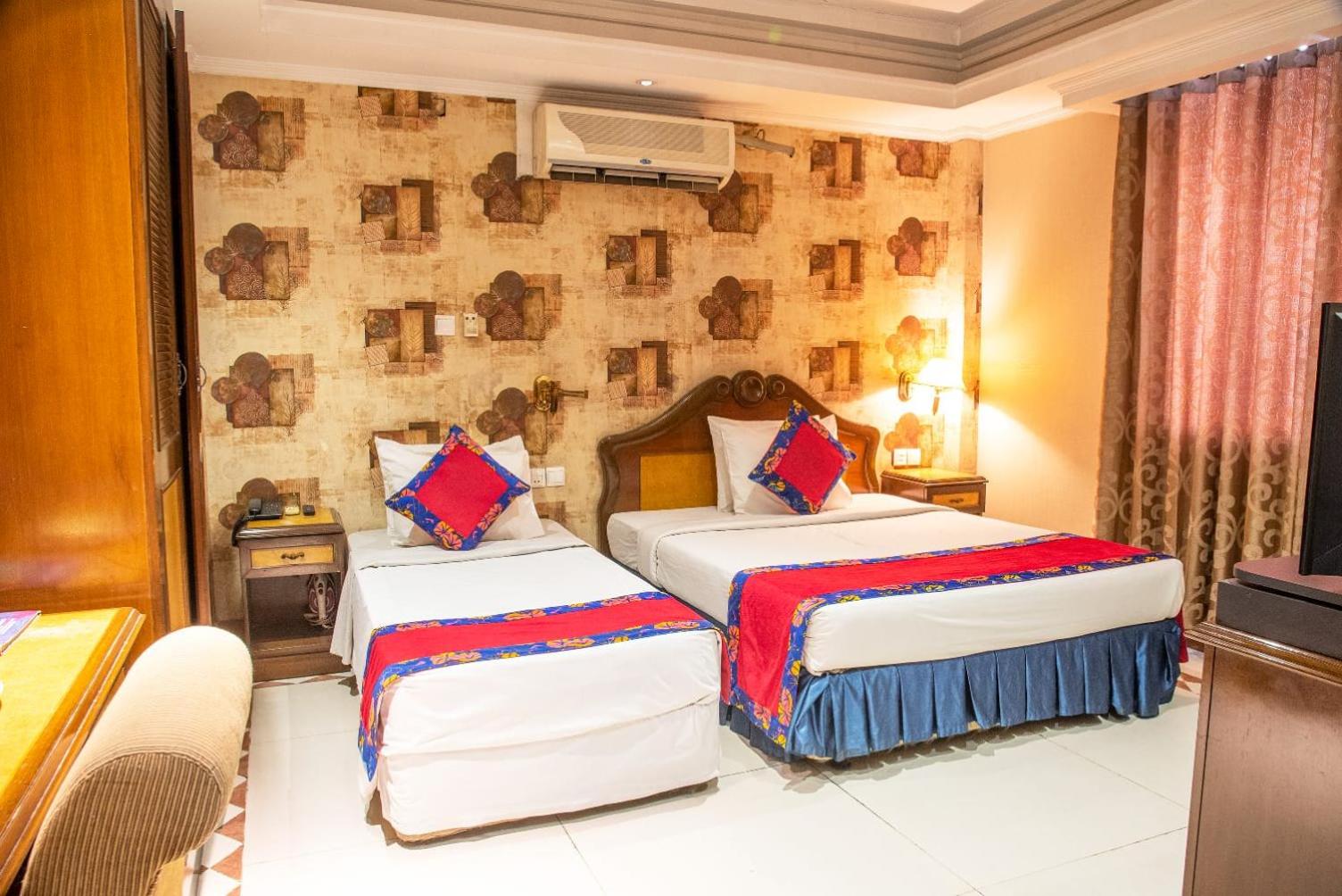 Deluxe Triple Room