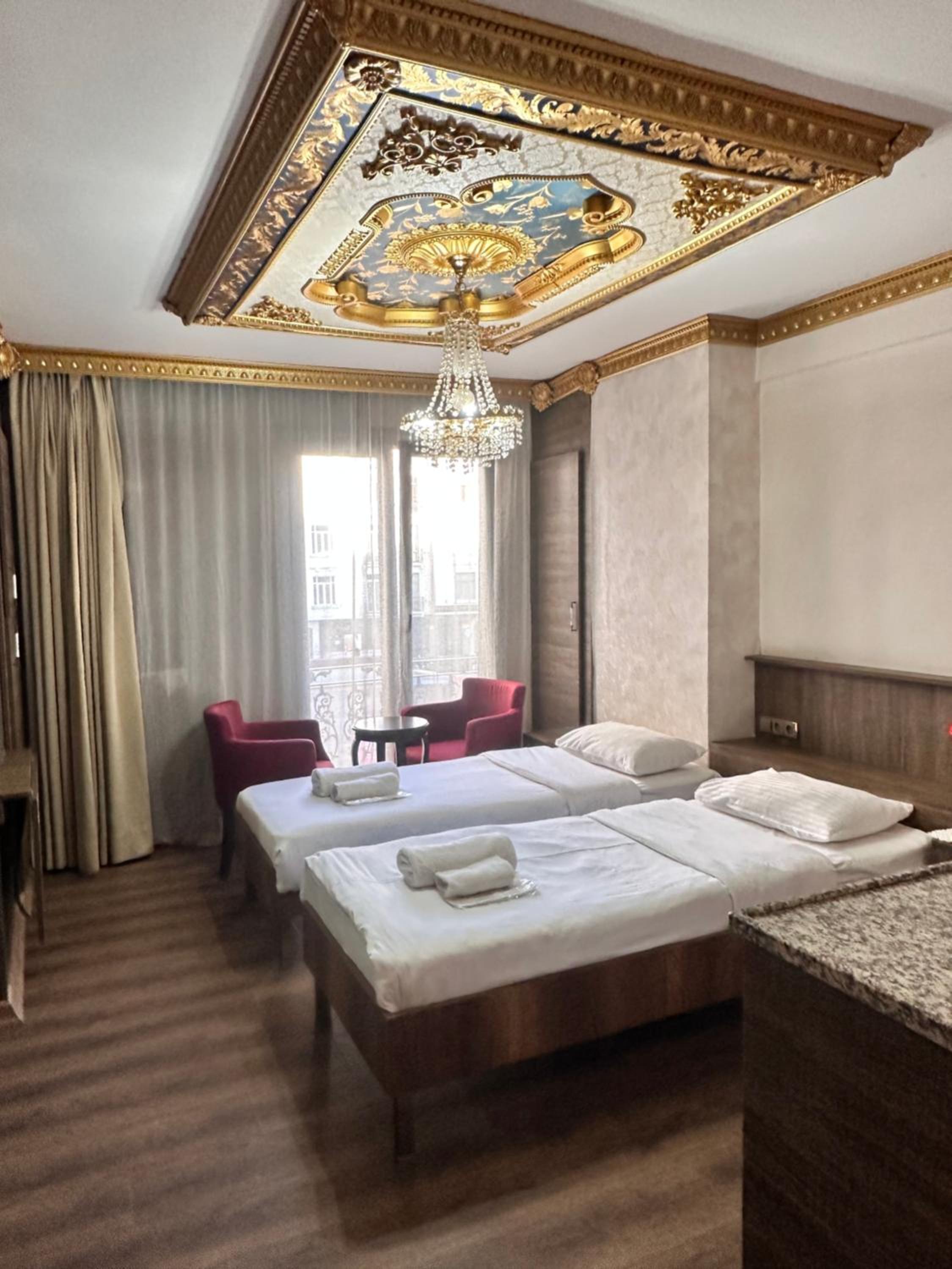 Double or Twin Room photo 2