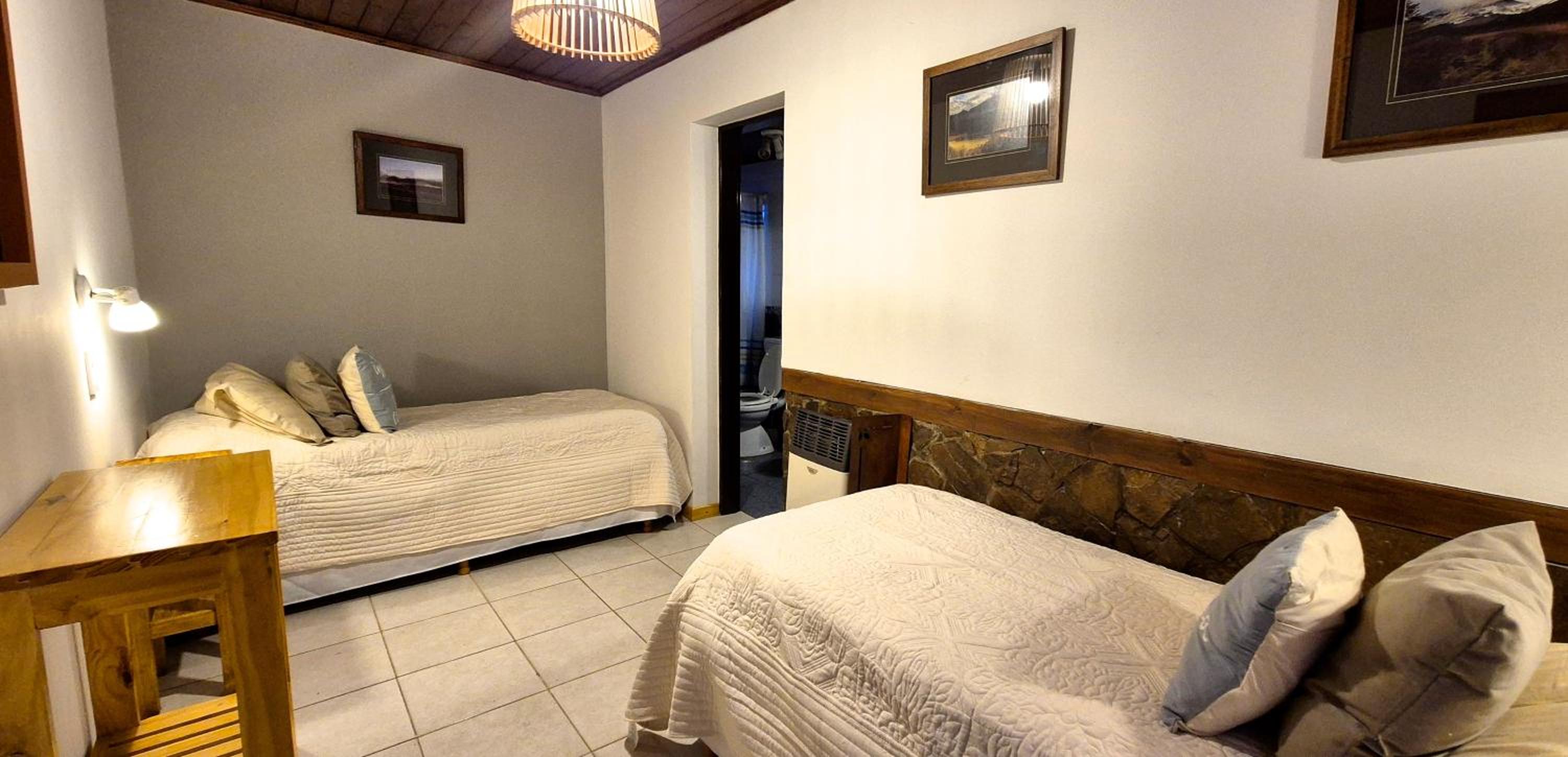 Budget Twin Room photo 1