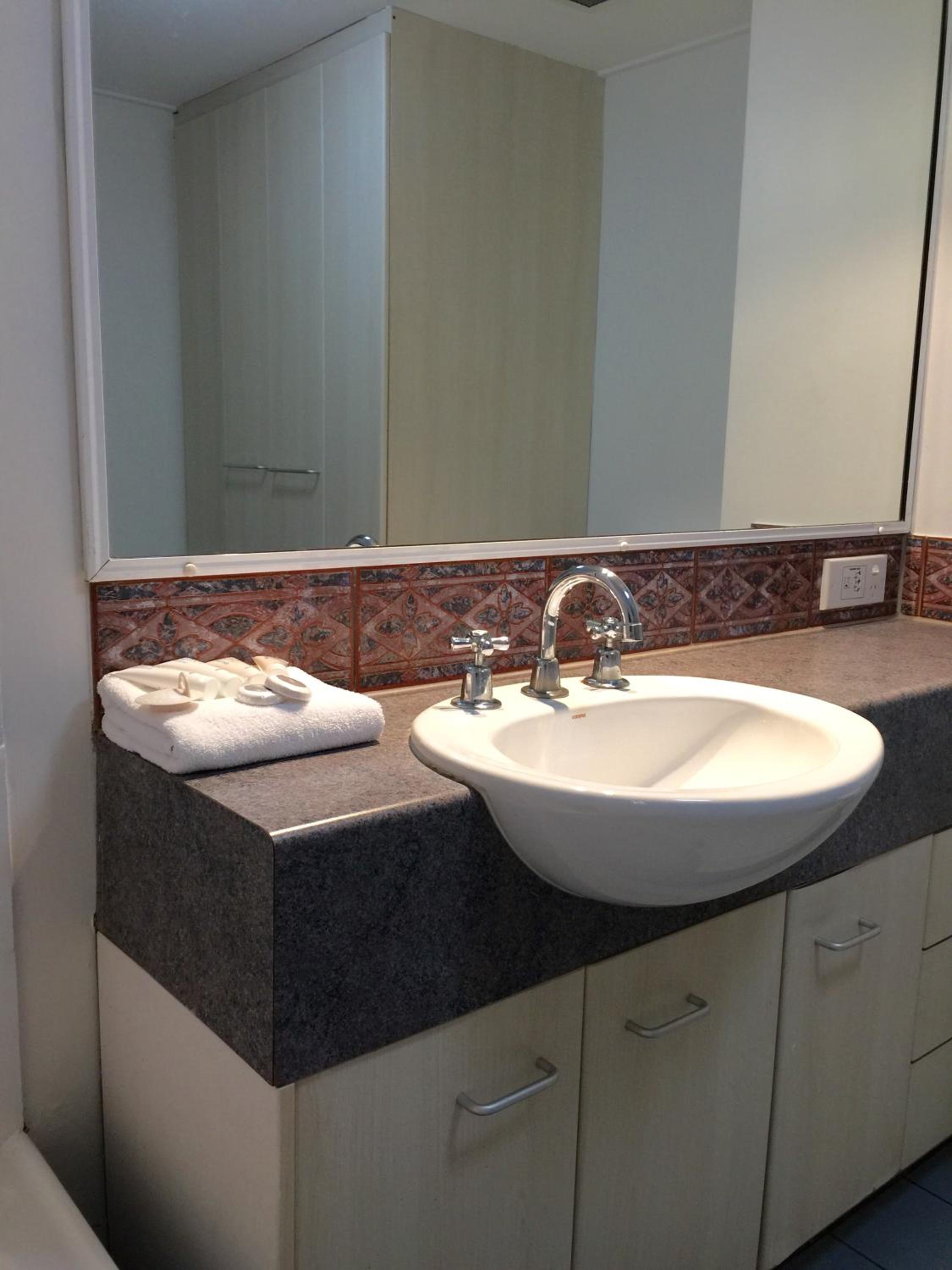 One-Bedroom Apartment - Photo 11