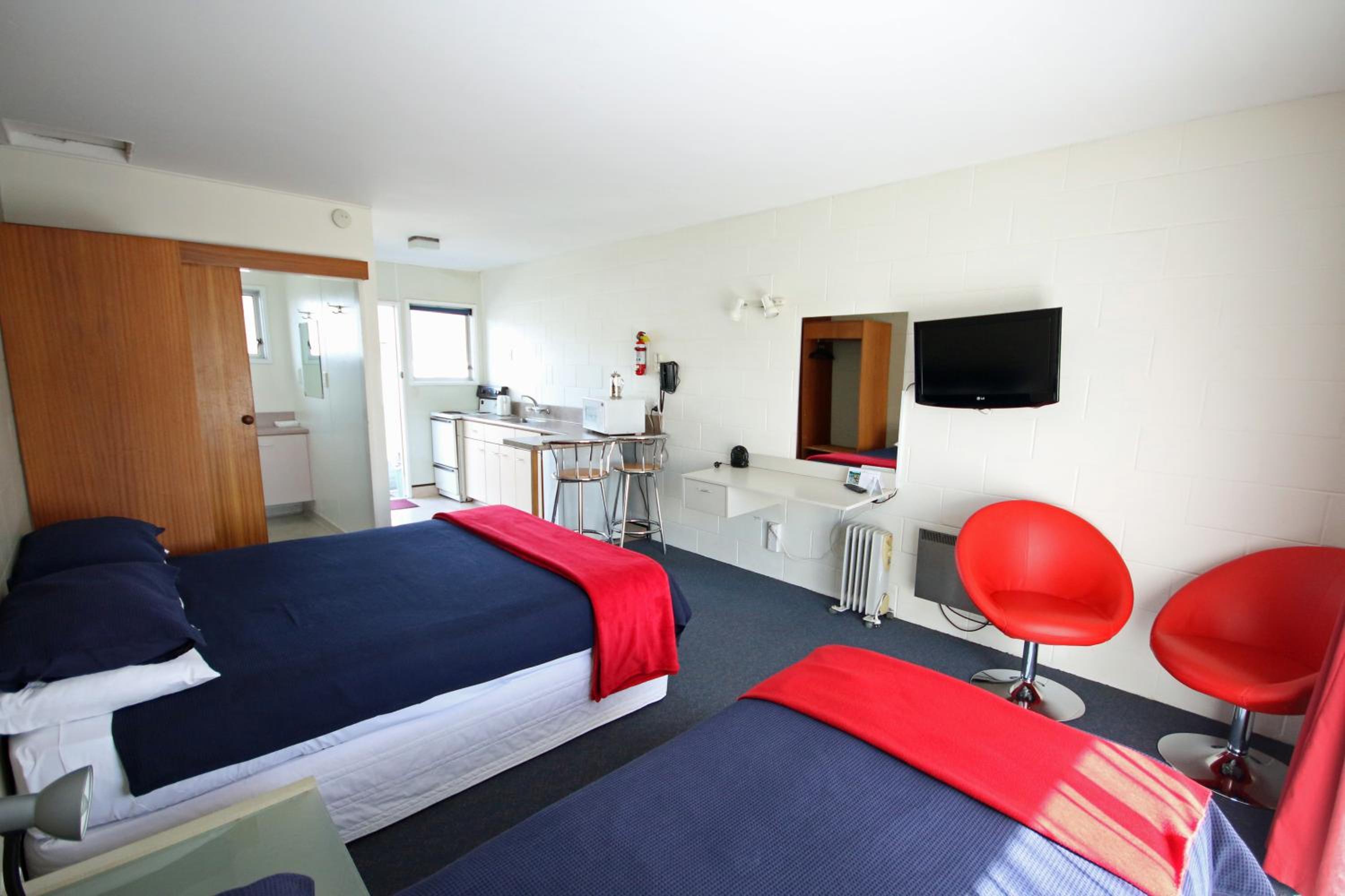 Standard Double or Twin Room photo 2