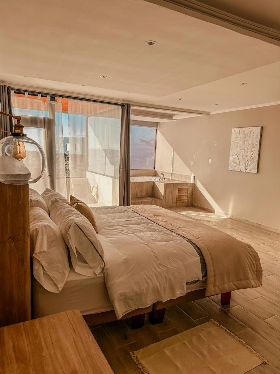 King Suite with Ocean View