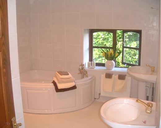 Two-Bedroom House - Annex photo 3