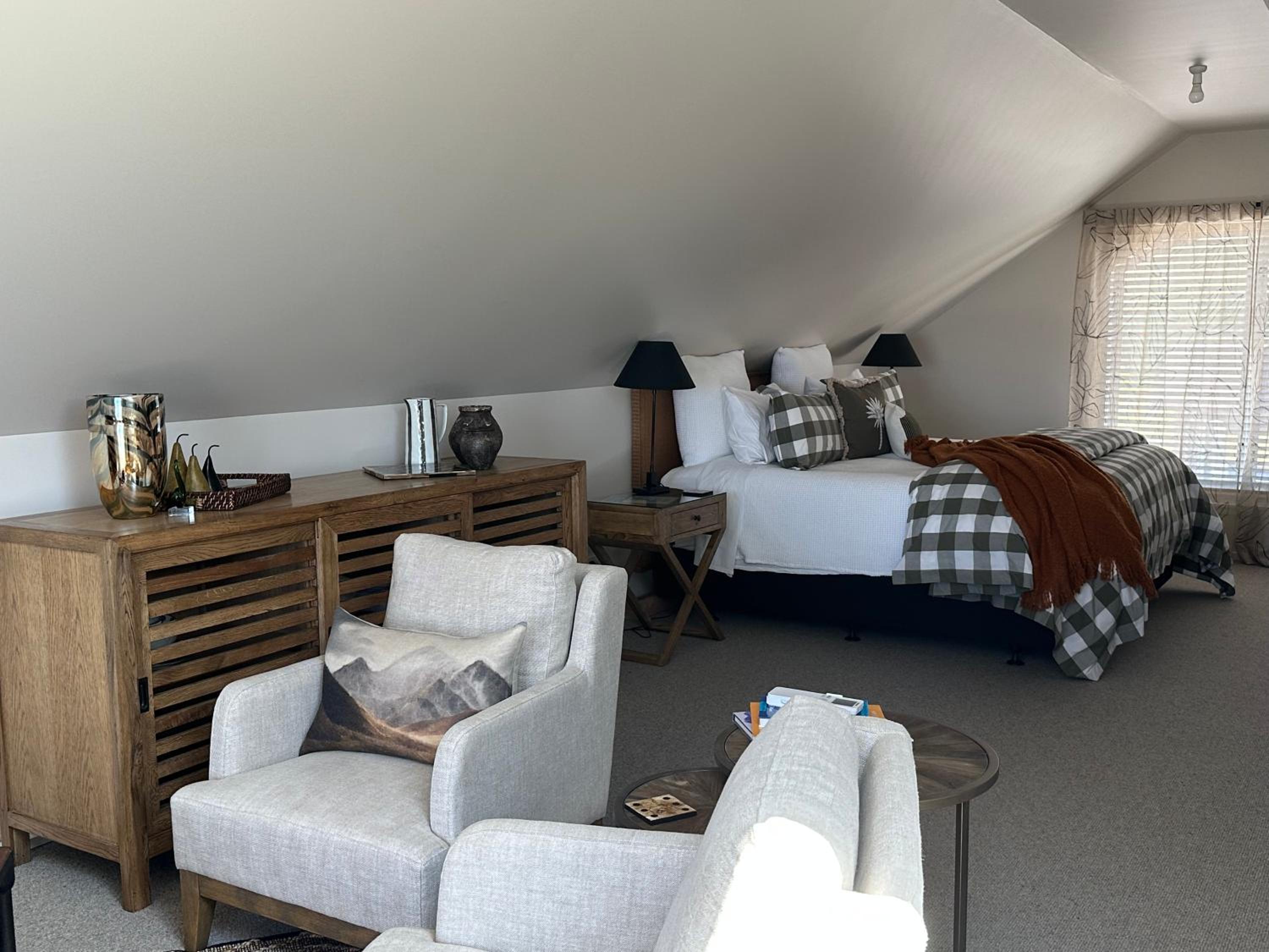 Superior Double or Twin Room with City View photo 2