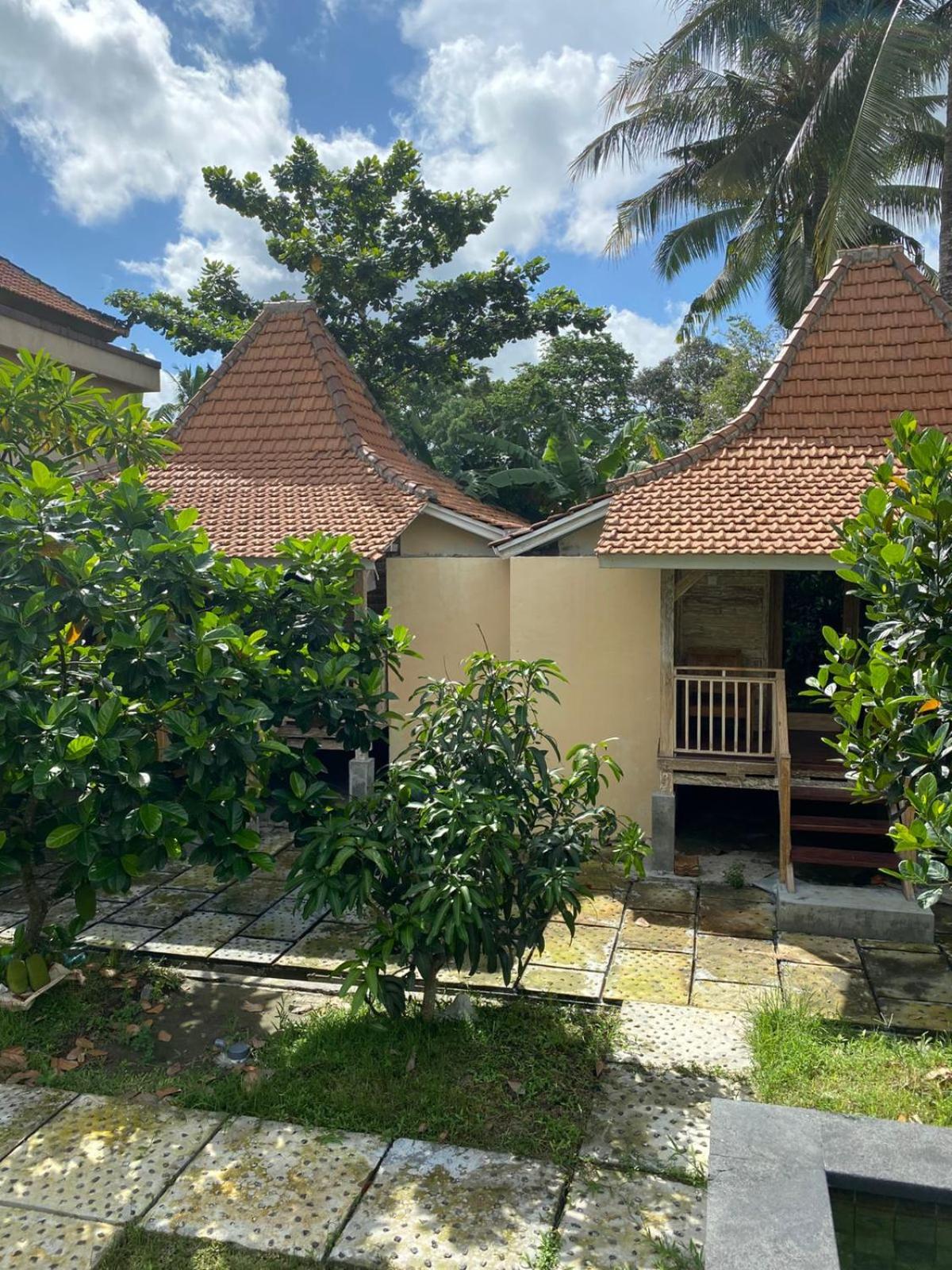 One-Bedroom Bungalow - Photo 3