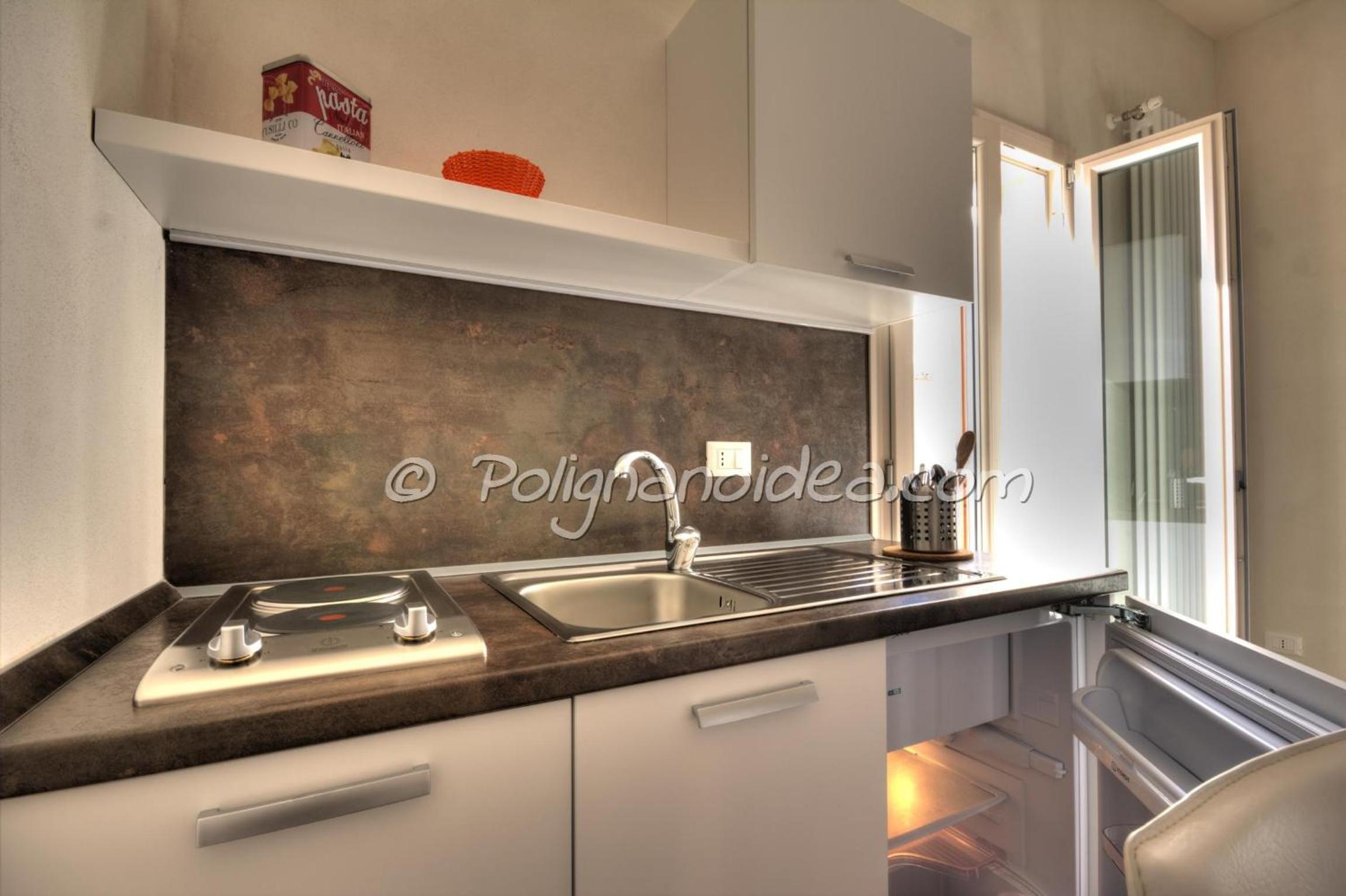 Double Room with Balcony - Photo 4