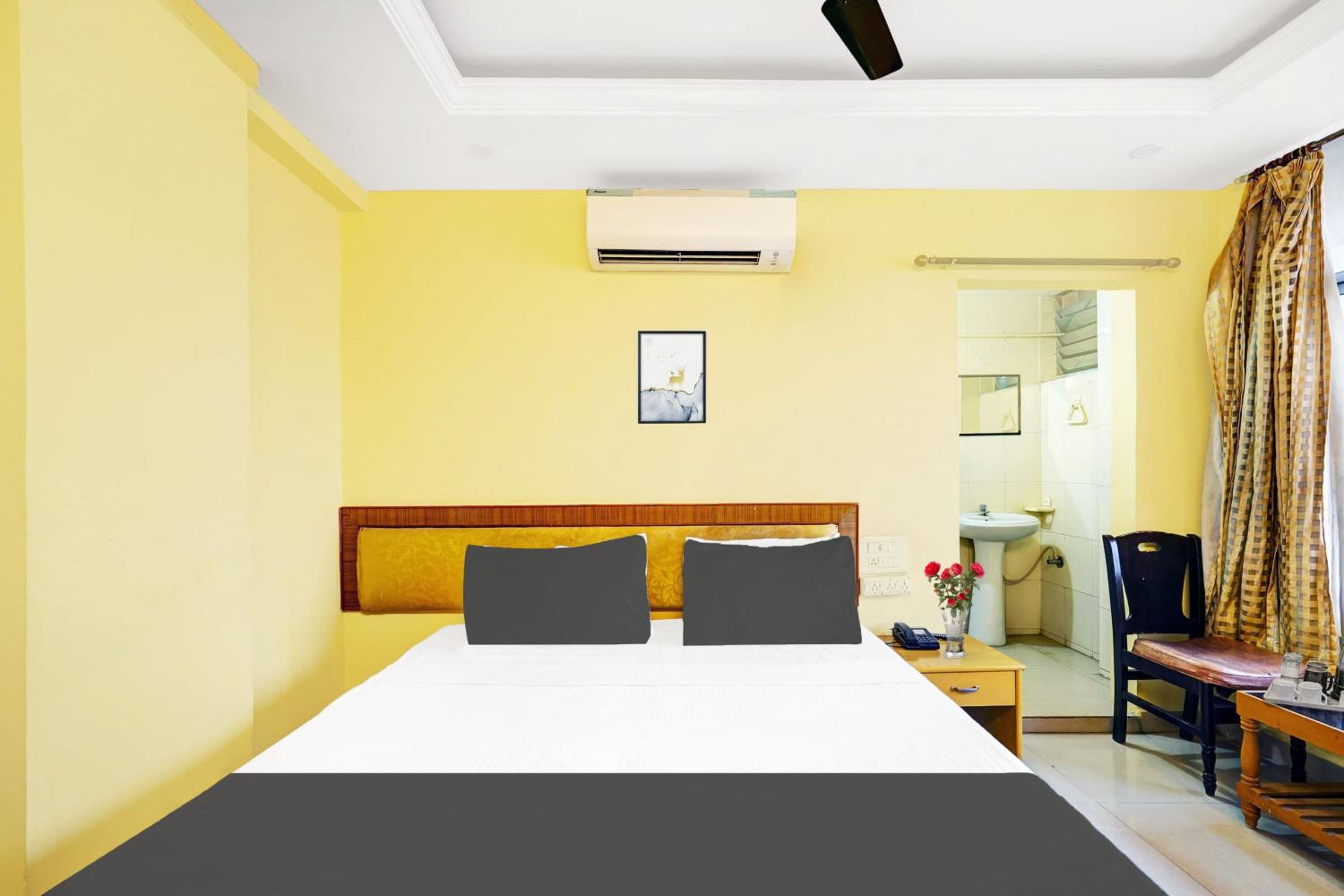 Standard Twin Room photo 3