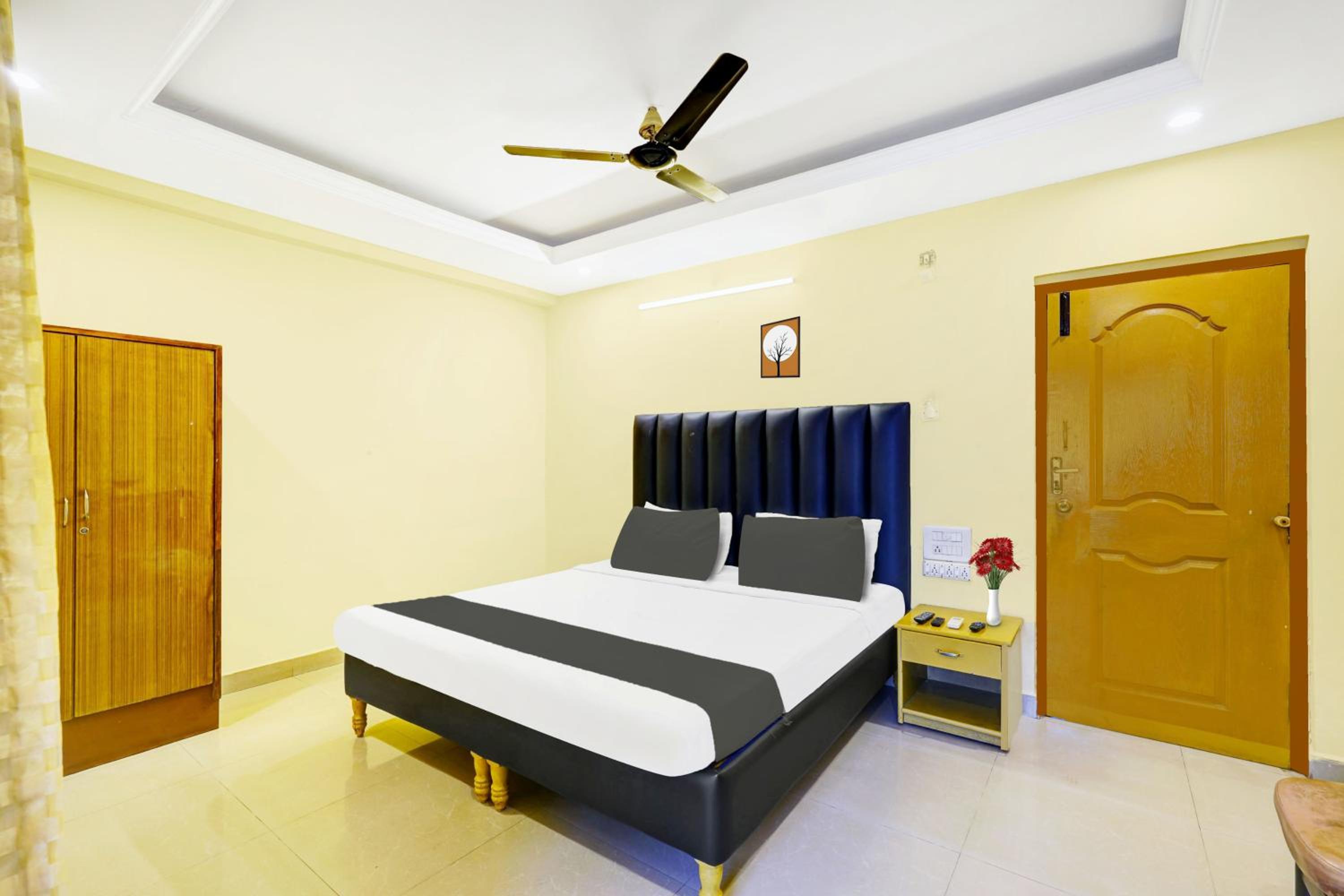 Standard Twin Room photo 2