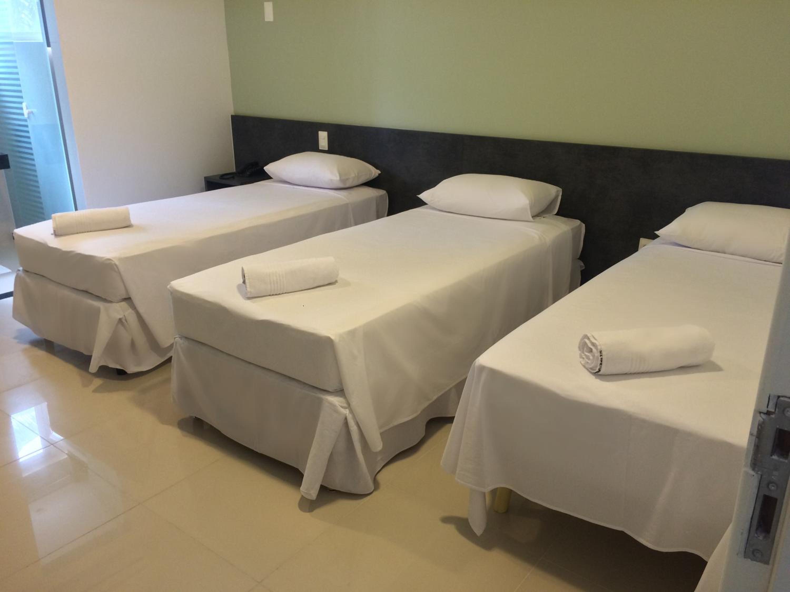 Triple Room with Private Bathroom - Photo 2