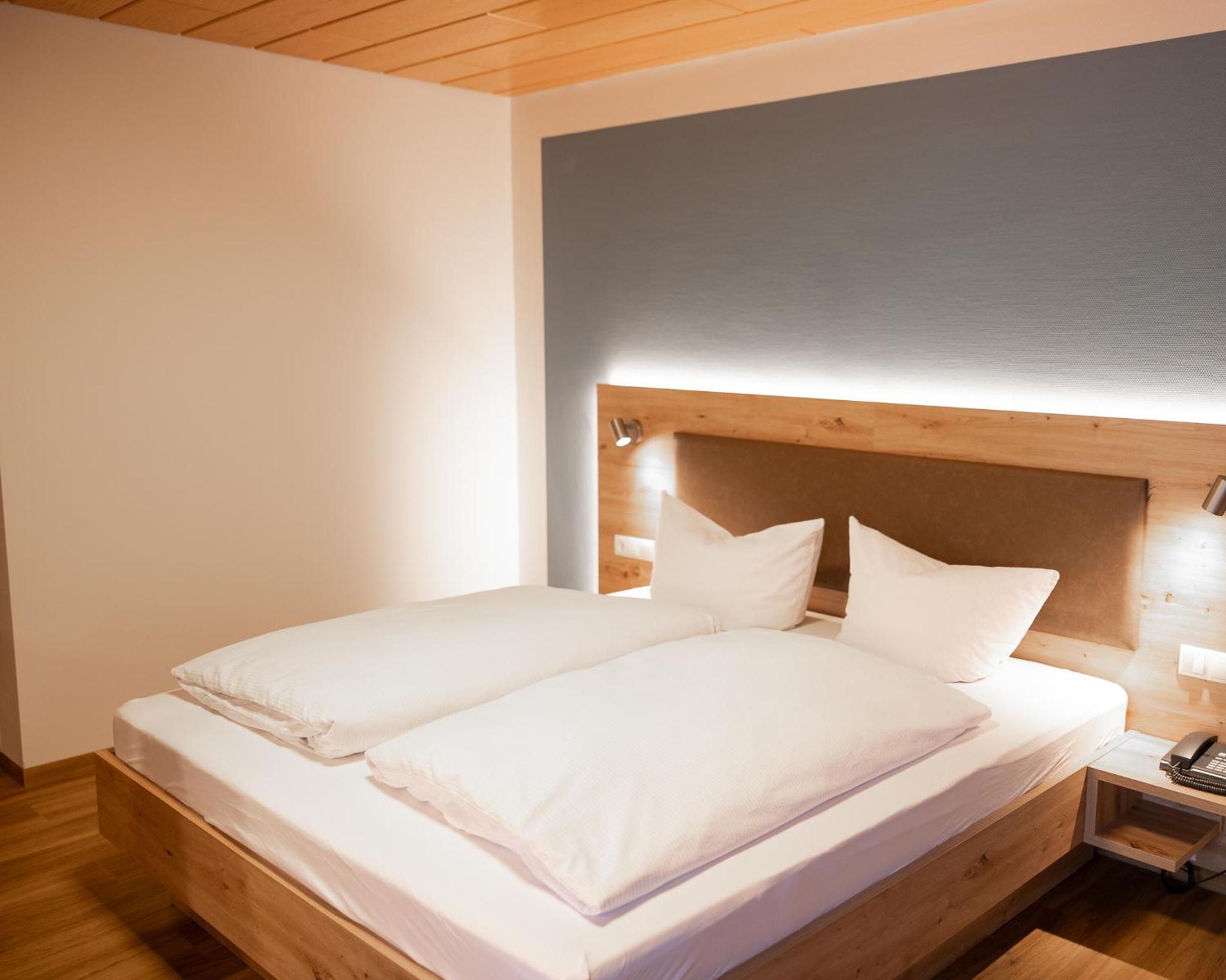 Superior Double Room - Photo 2