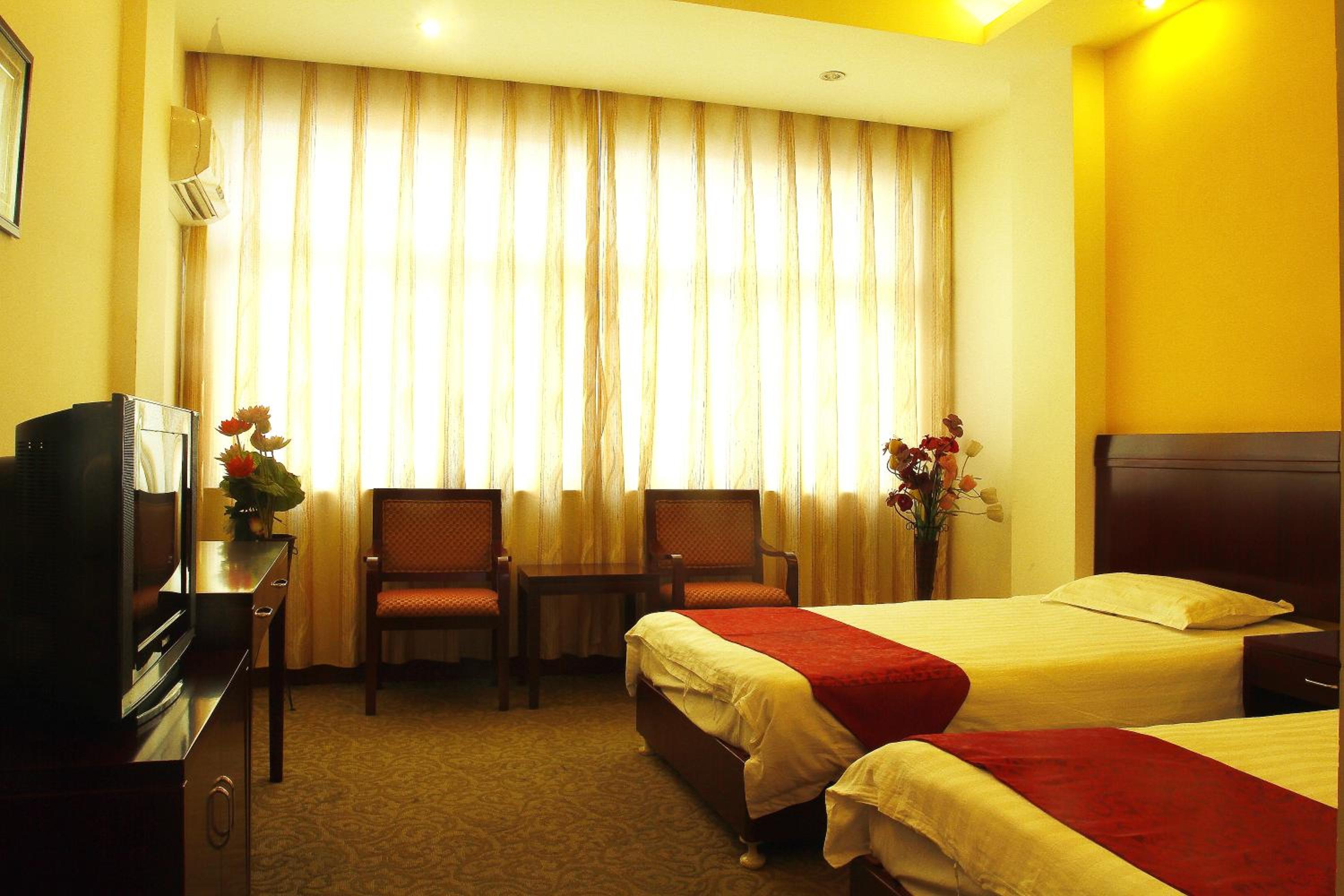 Twin Room with Shared Toilet photo 3