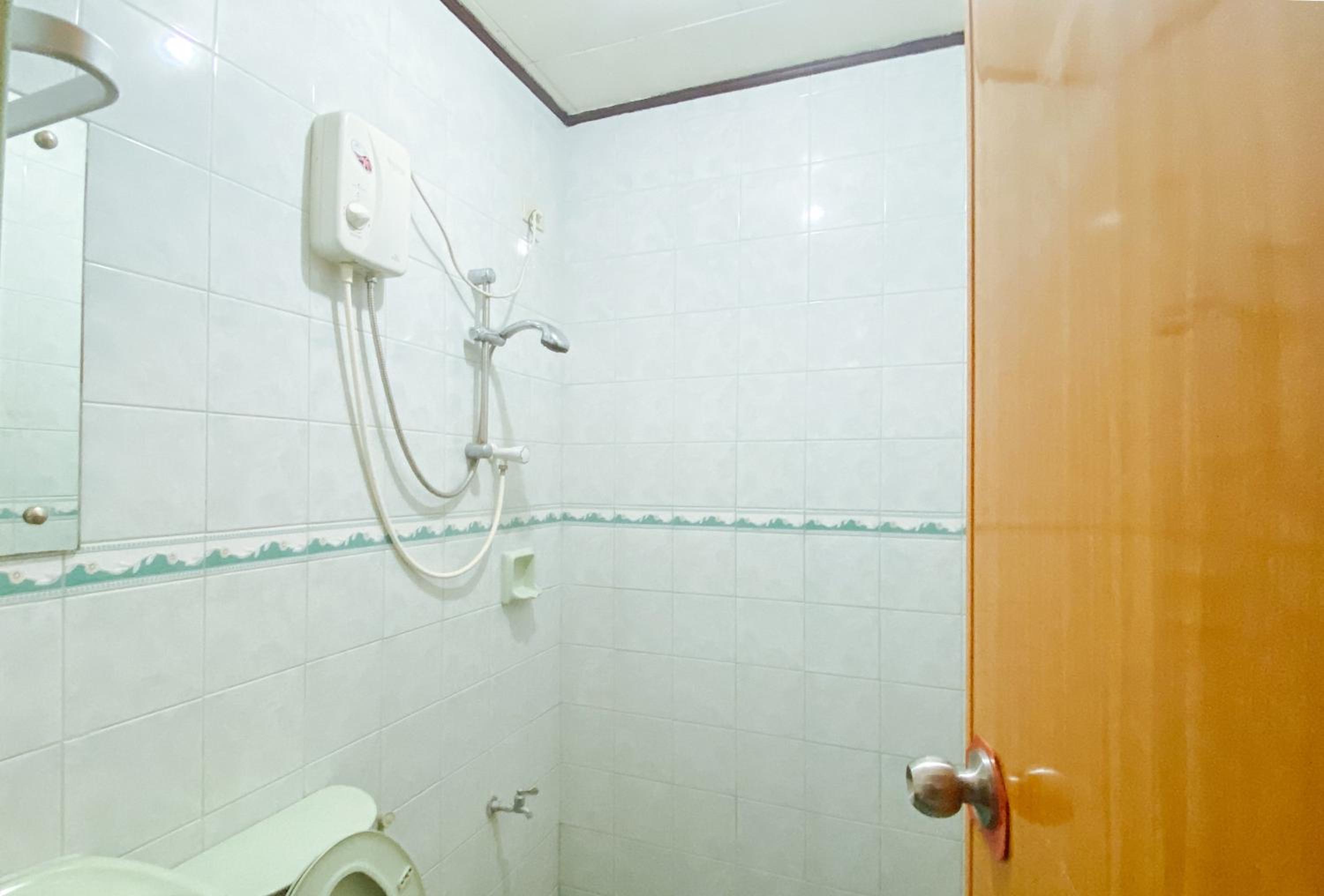 Deluxe Room - Photo 3