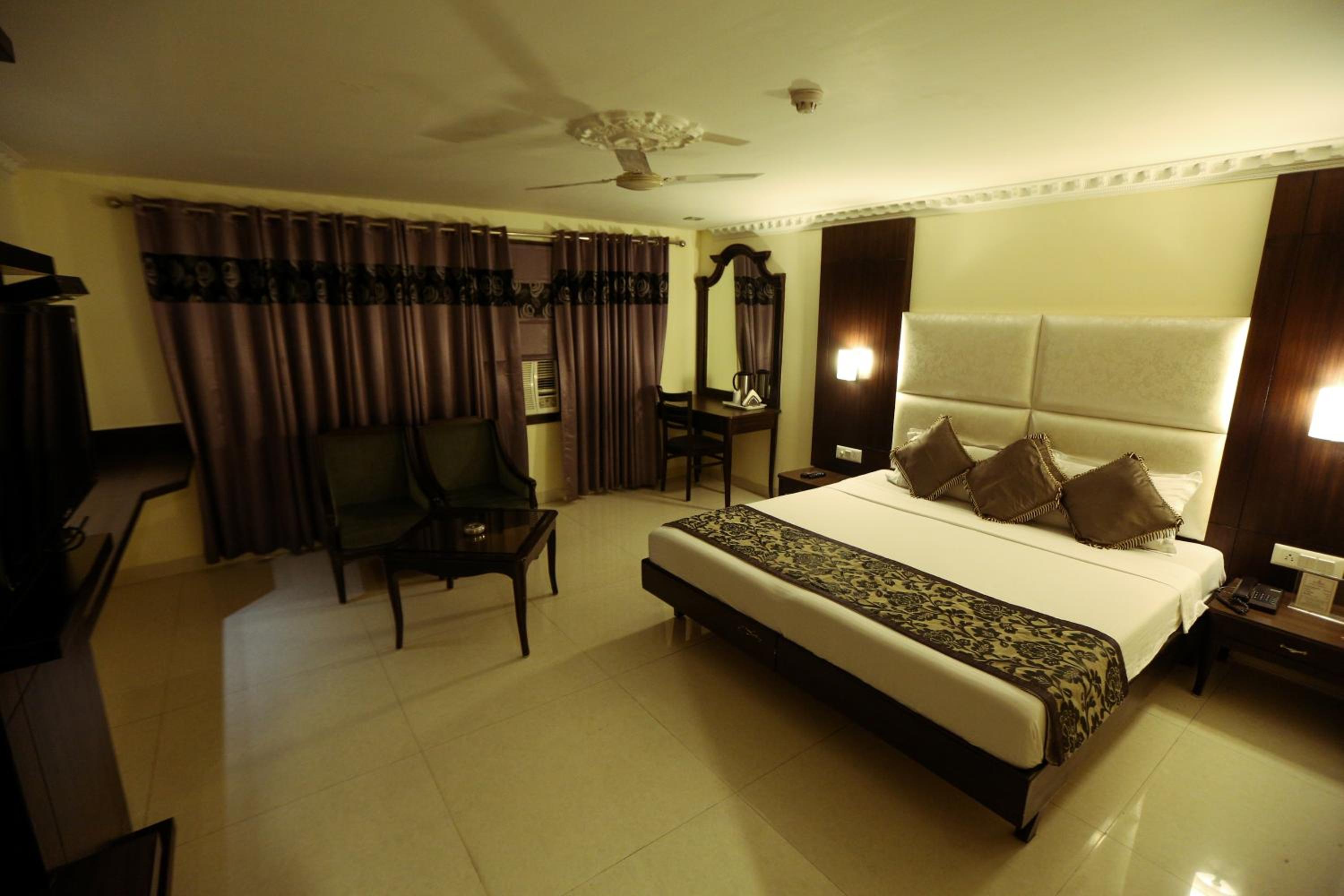 Super Deluxe Double Room