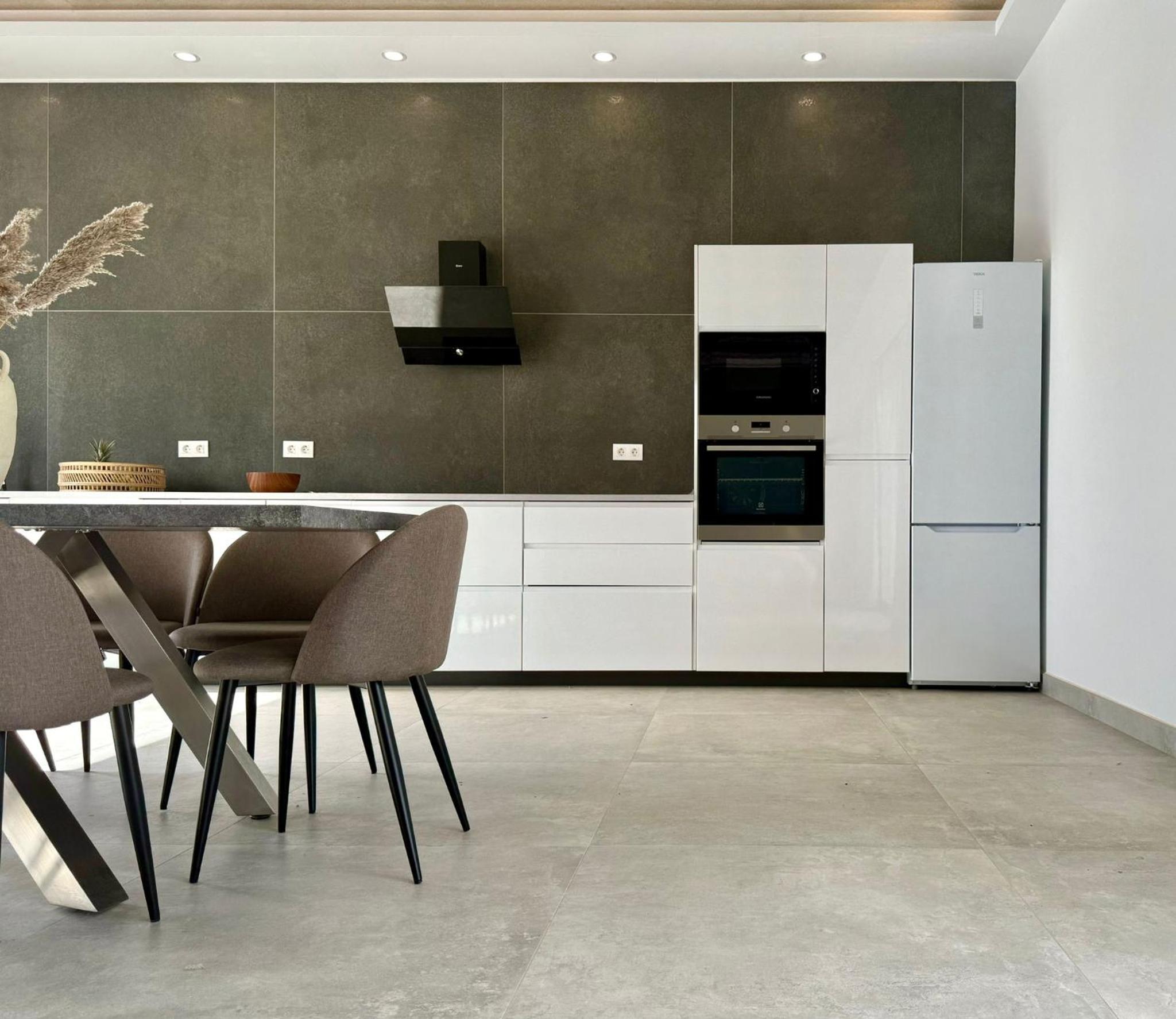 Villa photo 2