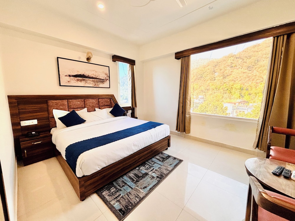 Deluxe Double Room photo 2