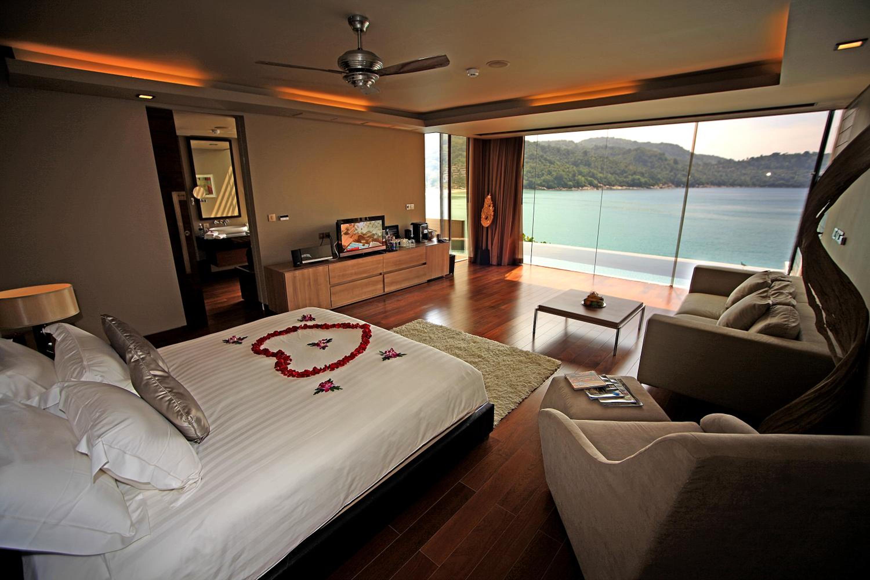 Grand Private Pool Suite - Photo 7