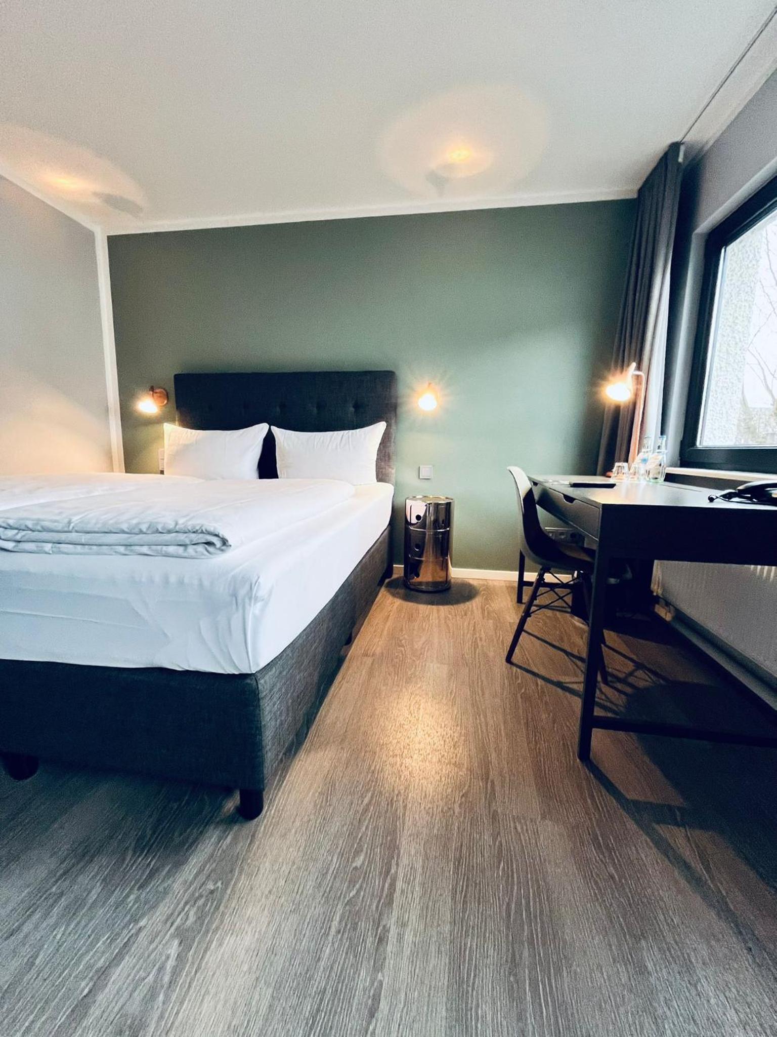 Double Room - Photo 4