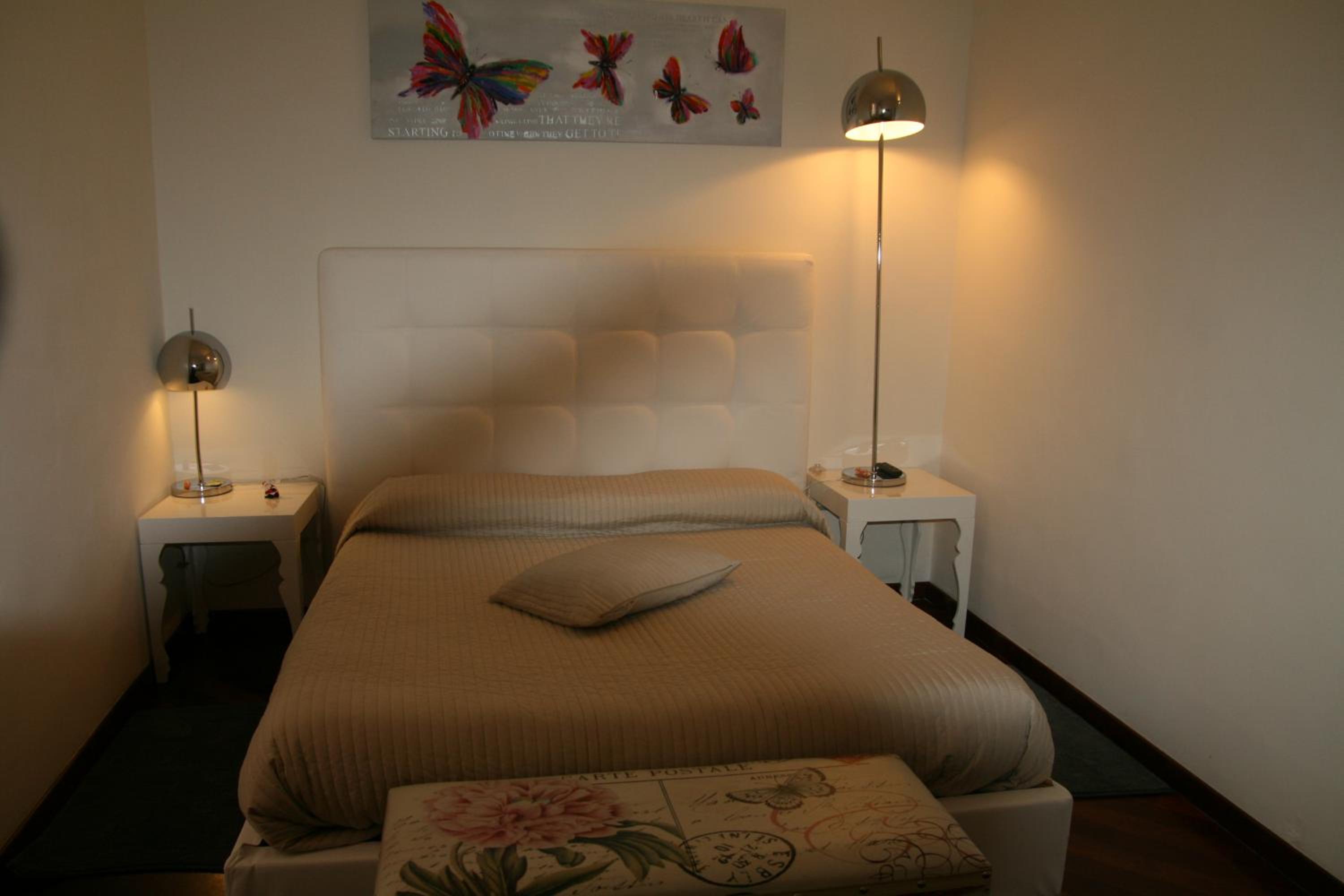 One-Bedroom Apartment - Separate Building - Photo 9