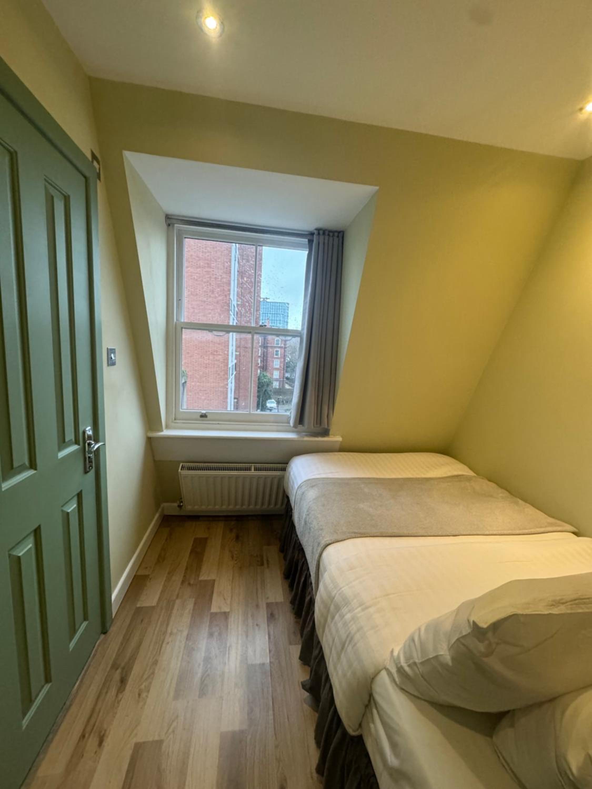 Deluxe Single Room photo 1