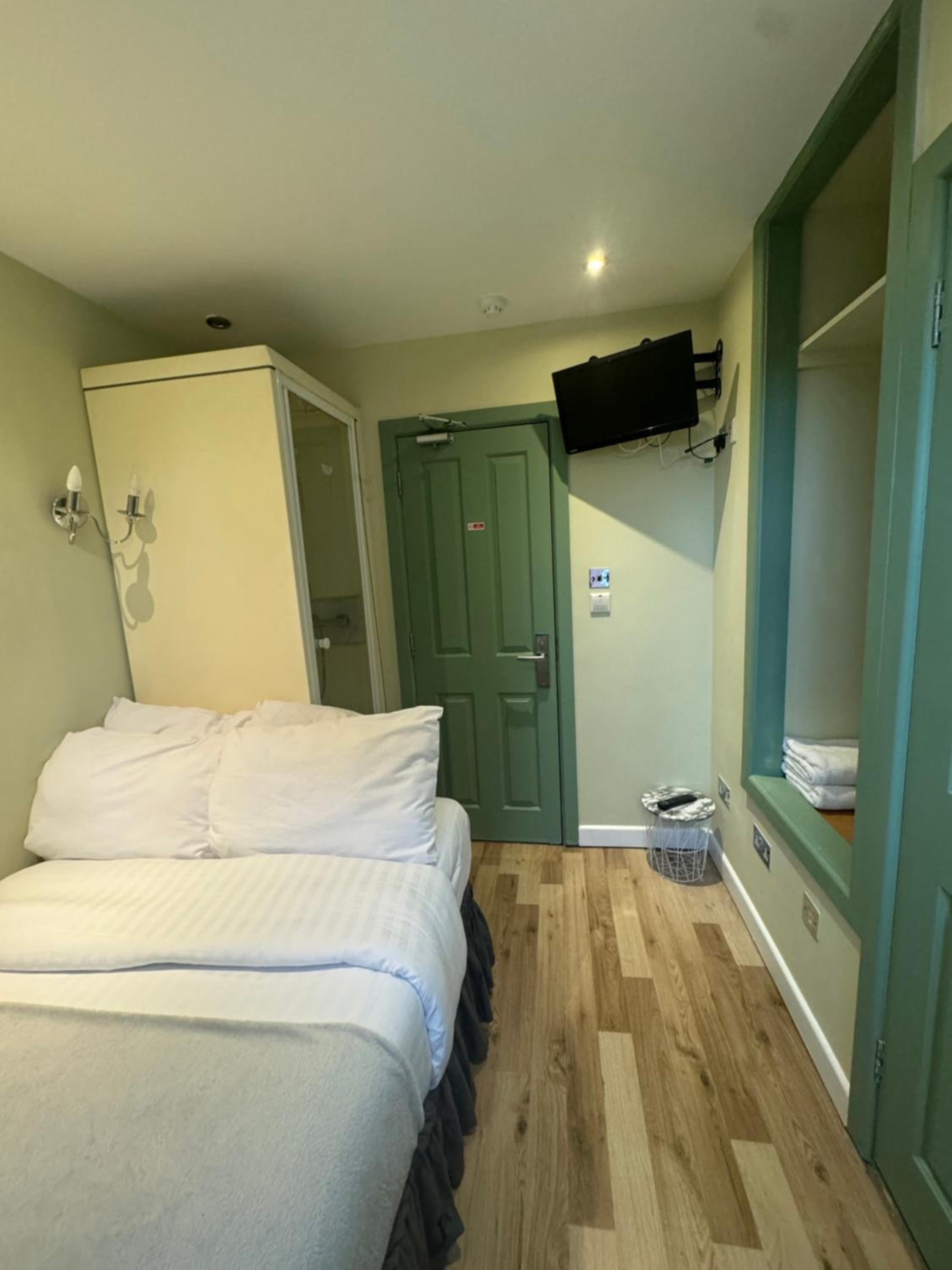 Deluxe Single Room photo 2