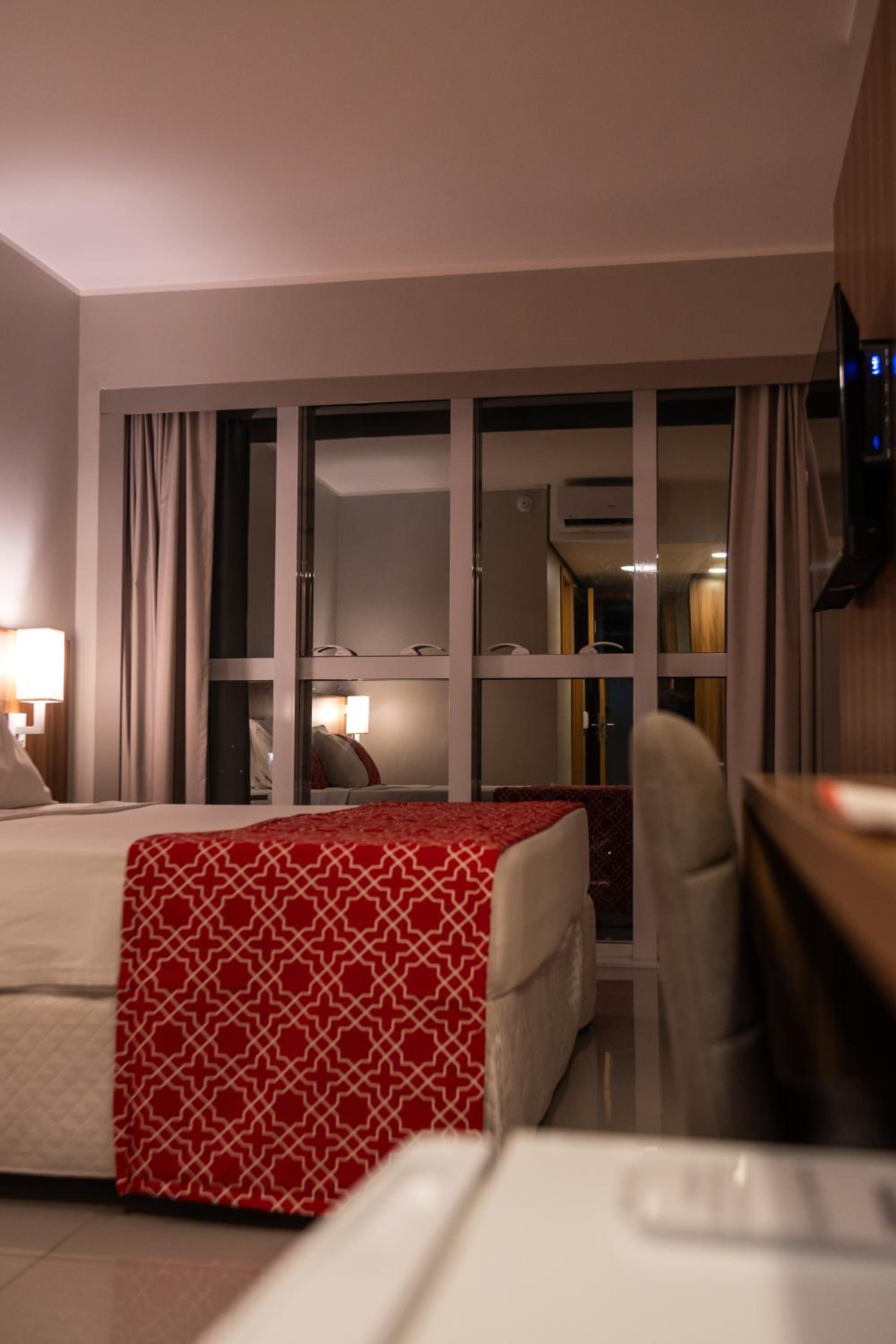 Deluxe Room - Photo 1