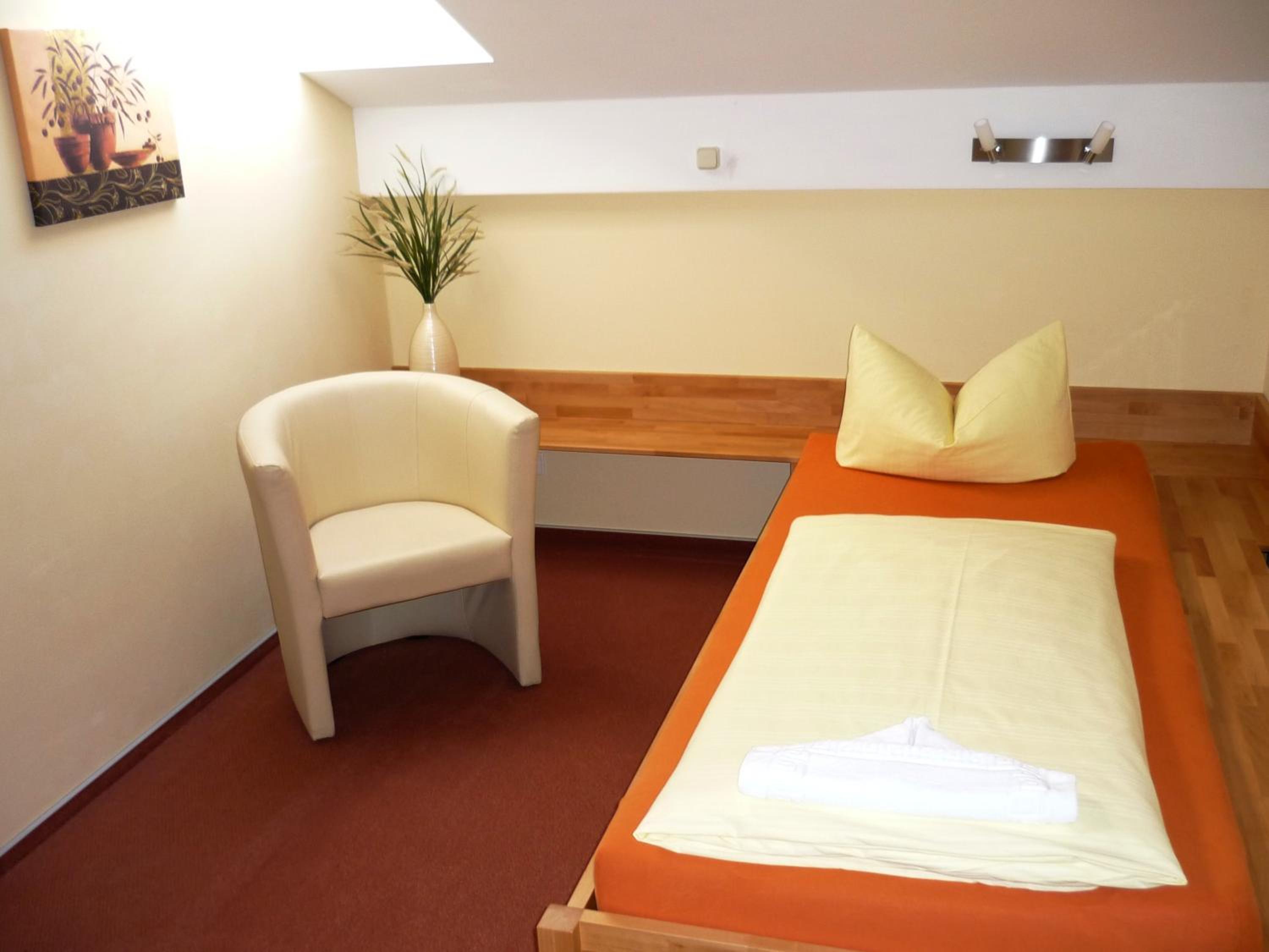 Single Room photo 1