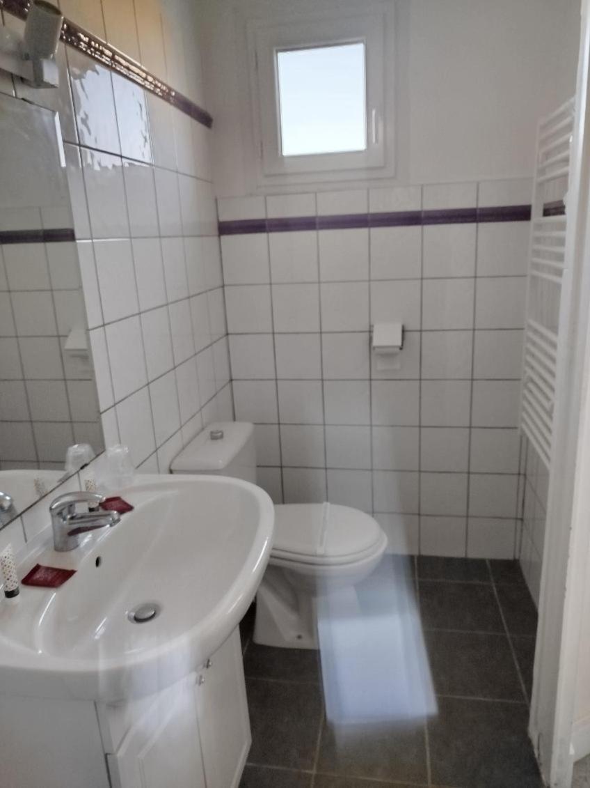 Classic Triple Room - Photo 8