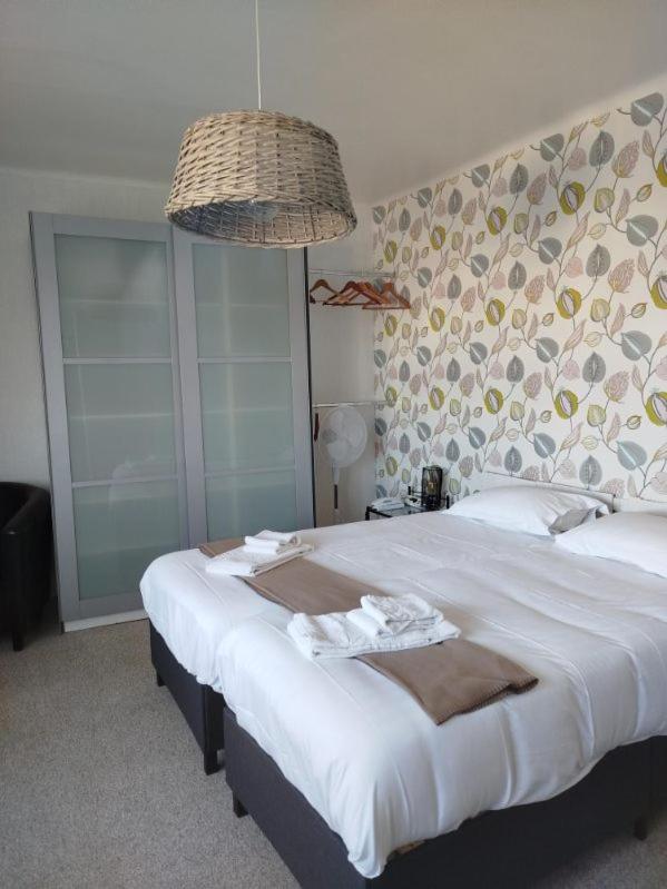 Classic Triple Room - Photo 5