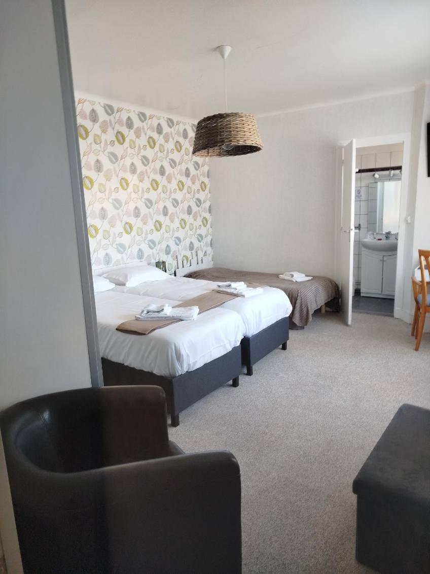 Classic Triple Room - Photo 2