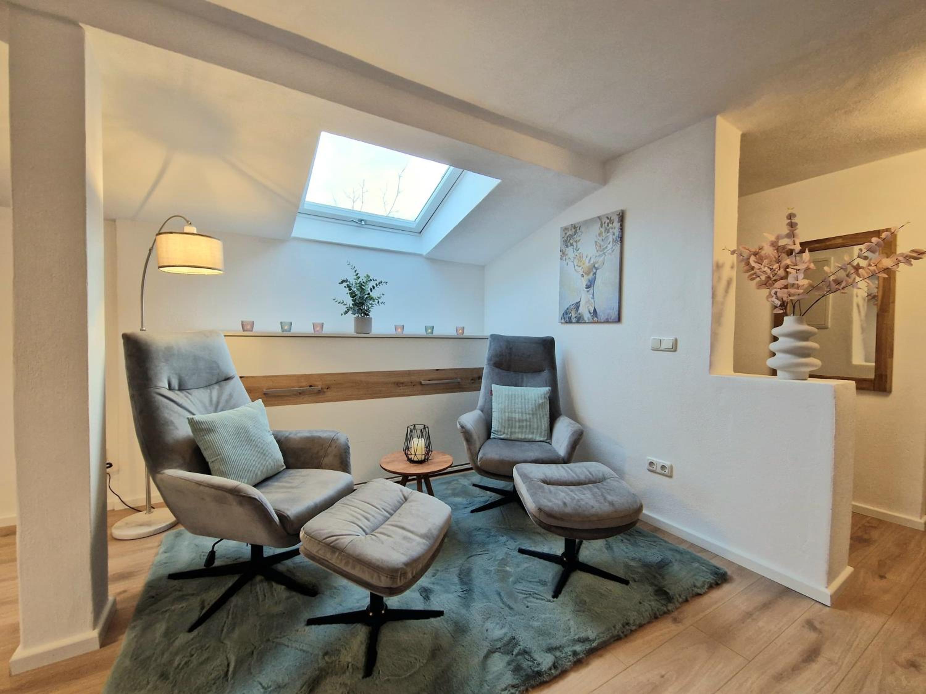 Two-Bedroom Apartment with Balcony photo 2