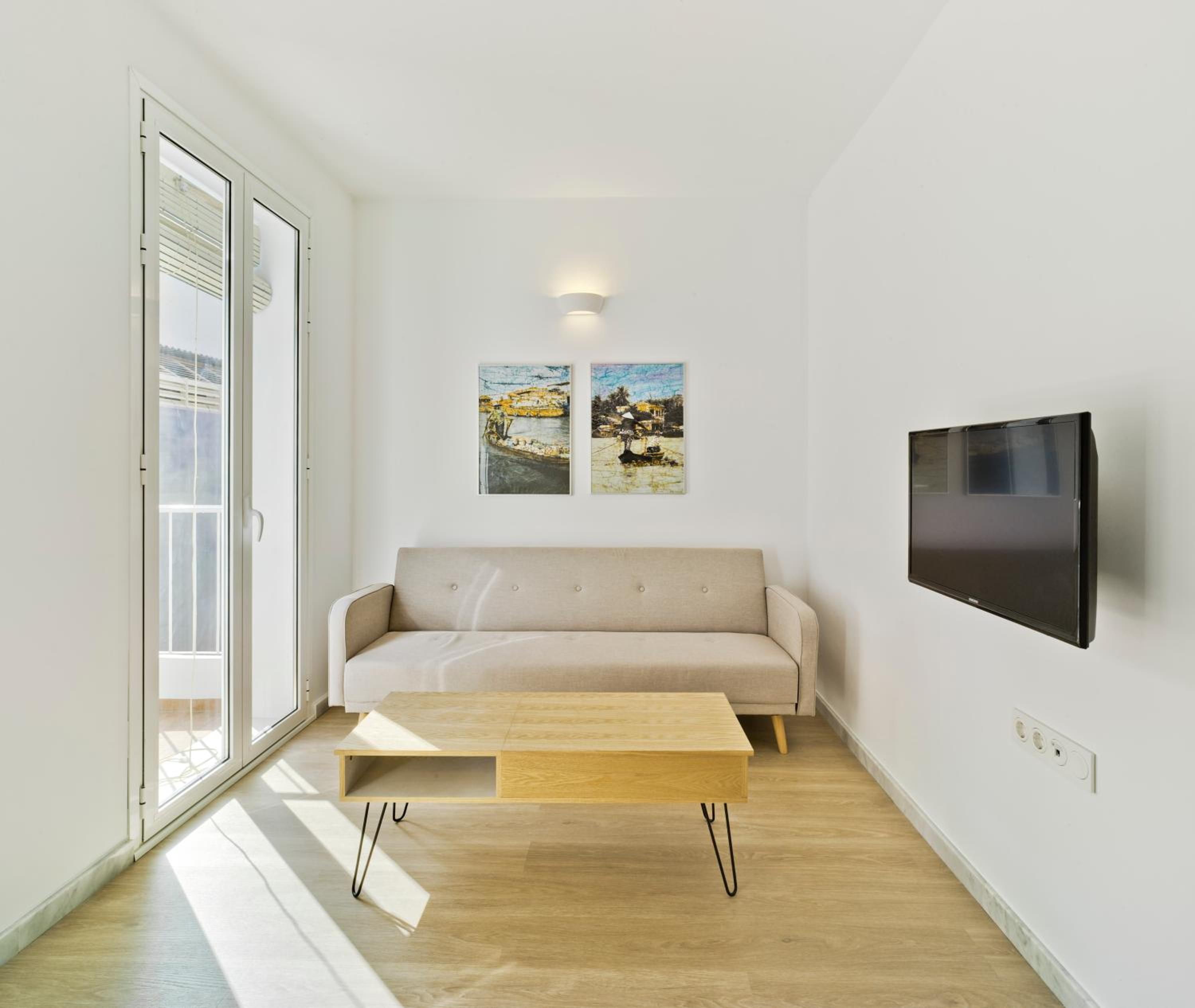Penthouse two Bedroom Apartment with private Terrace photo 3
