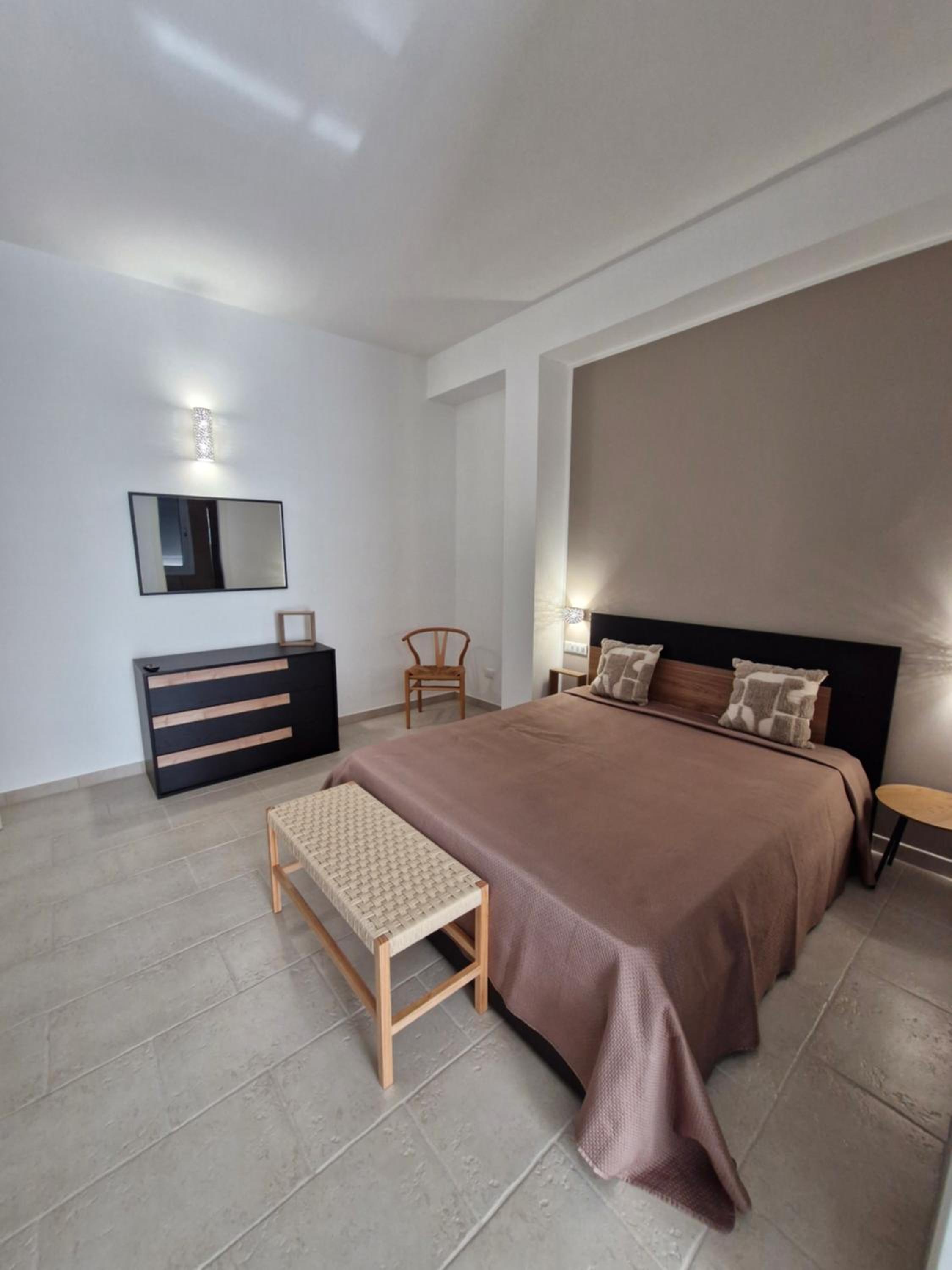 Deluxe Double Room with Balcony photo 1