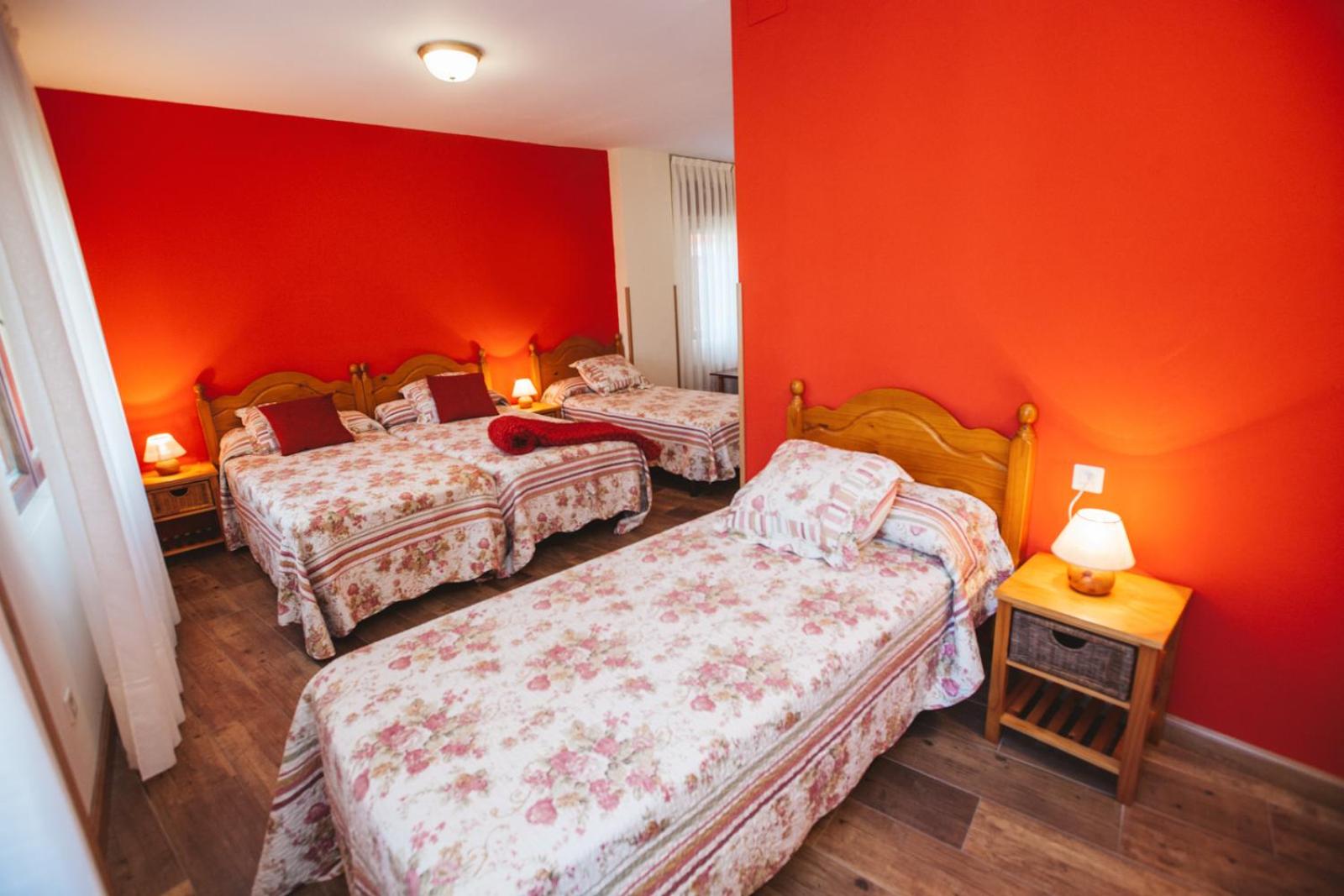Quadruple Room - Photo 17