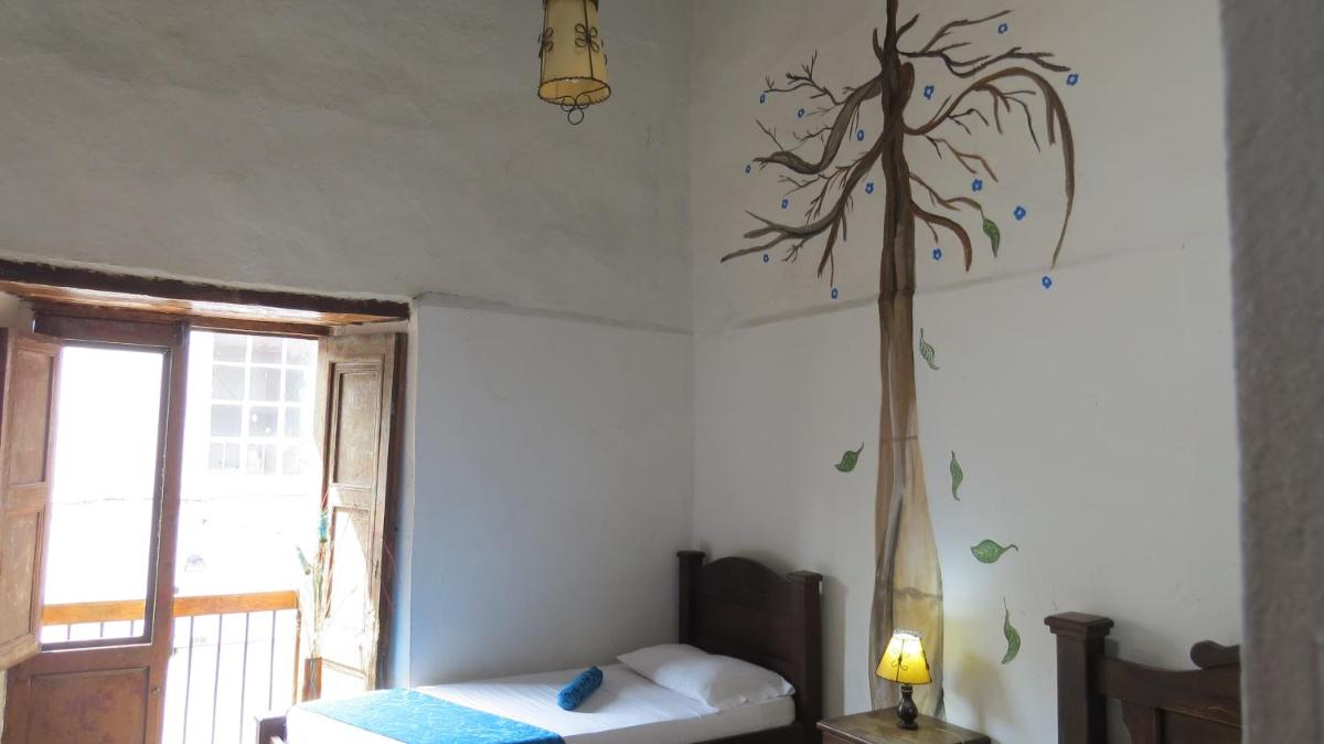 Family Room with Private Bathroom photo 2
