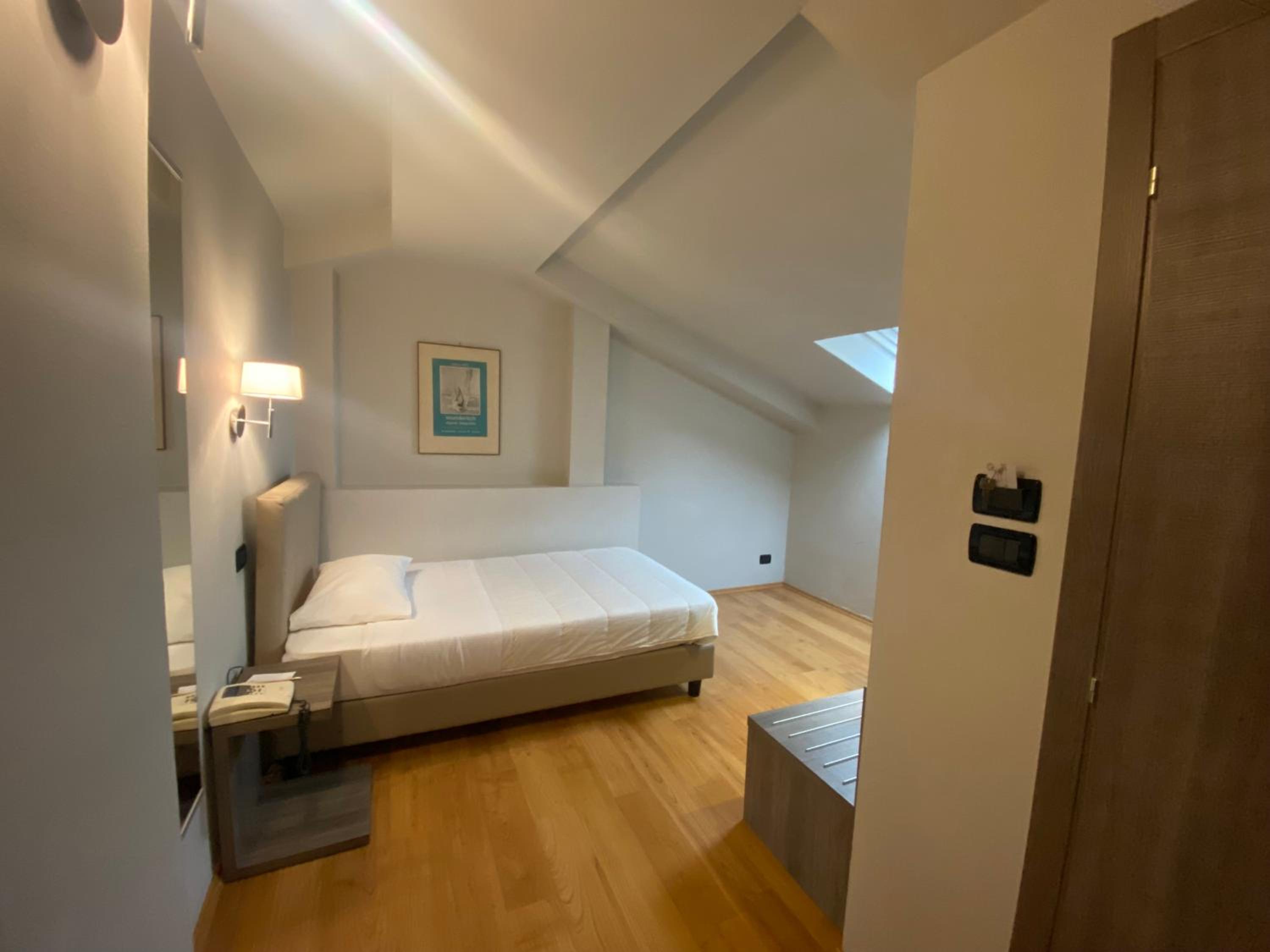 Economy Single Room