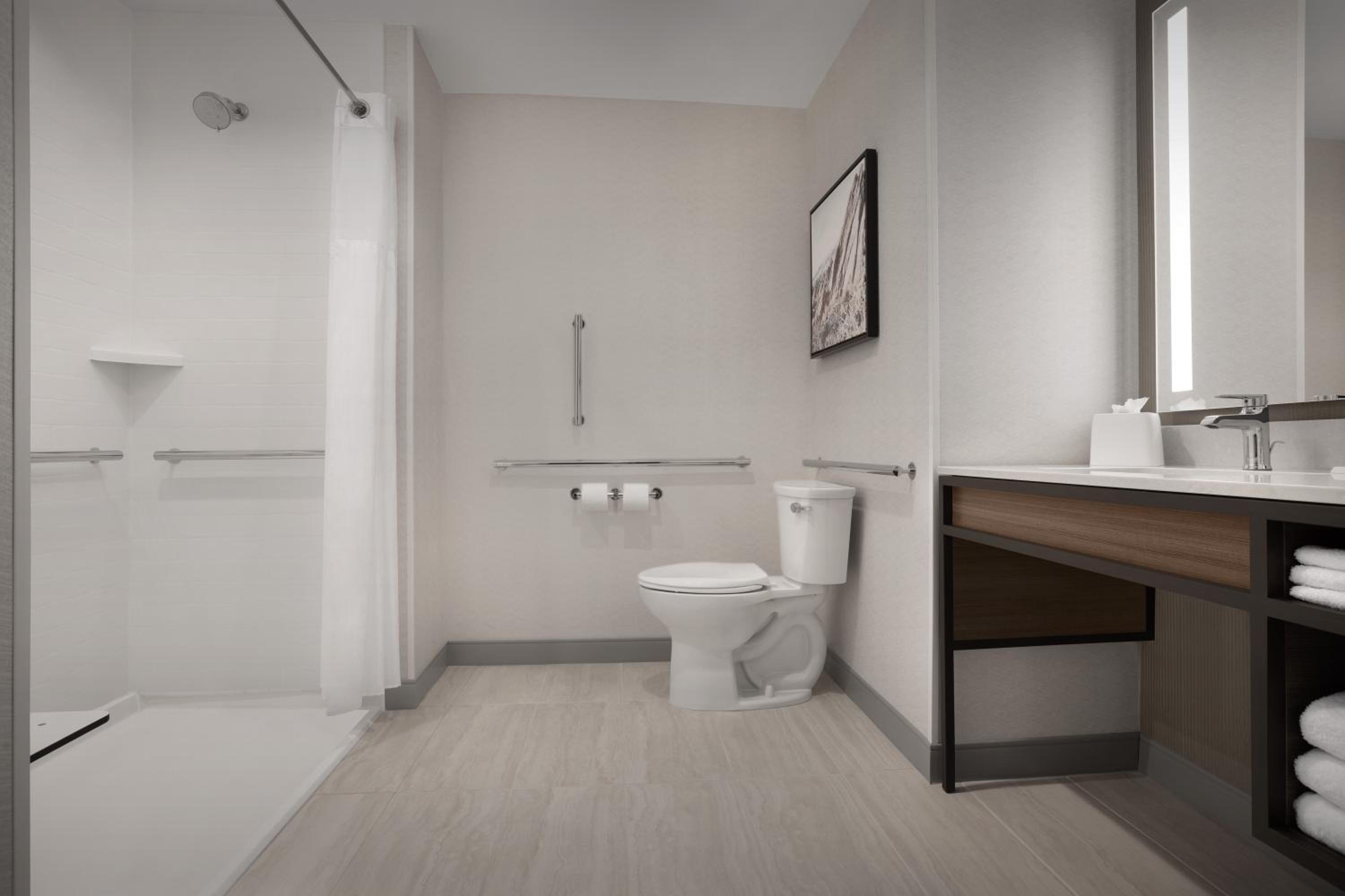 King Room - Hearing Access - Photo 1