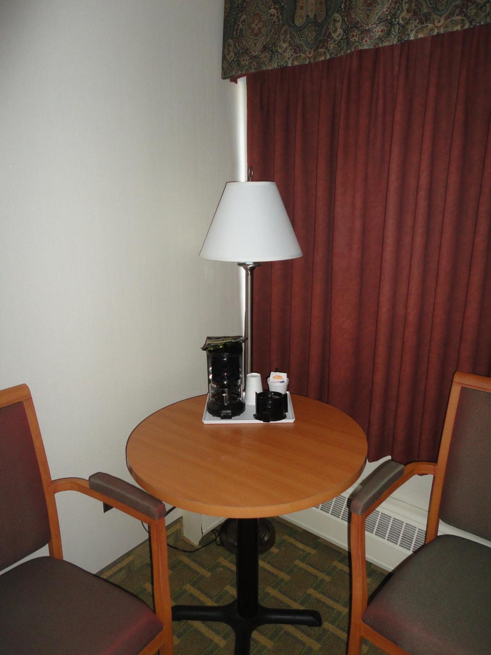 Double Room with Two Double Beds - Non-Smoking photo 3