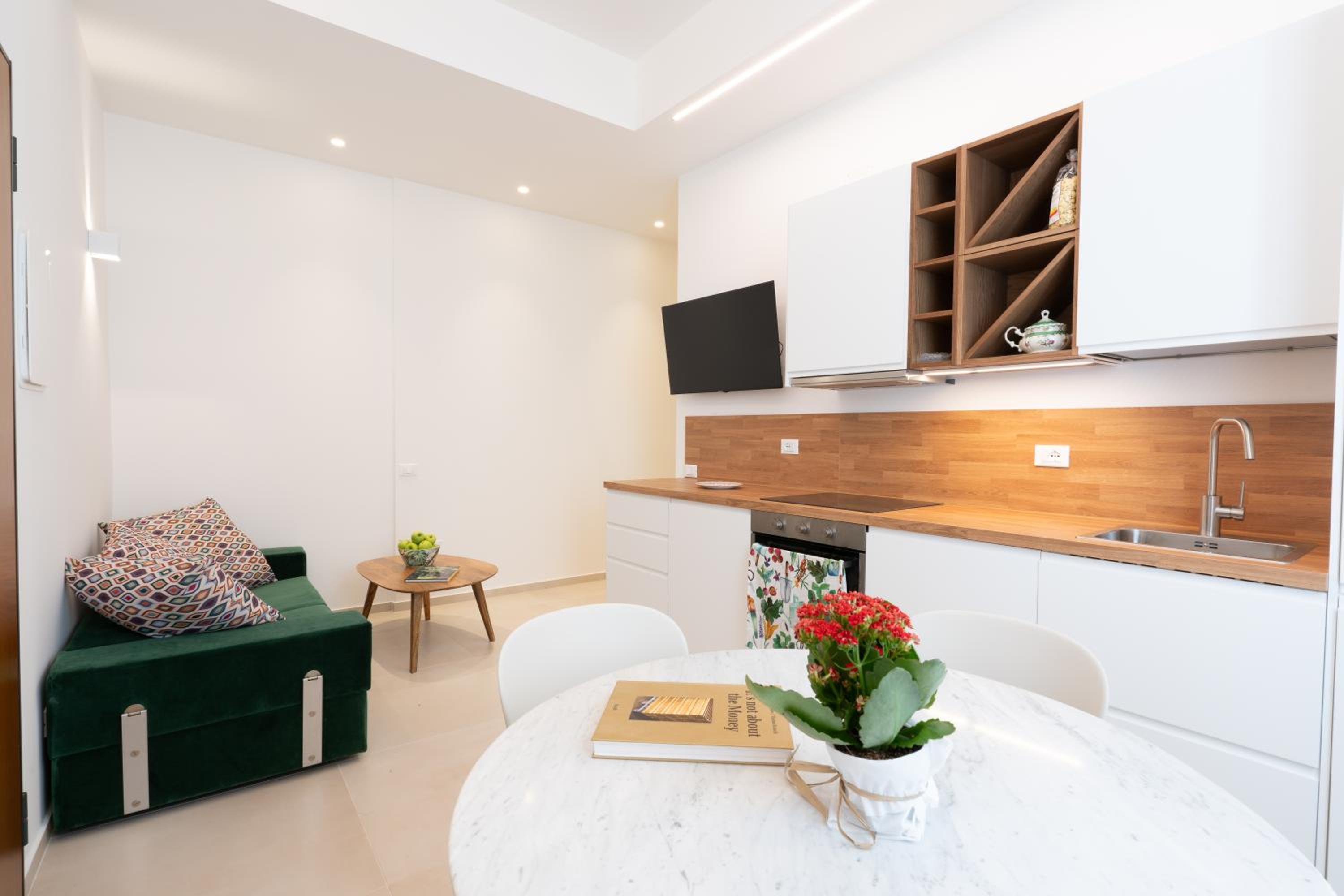 Two-Bedroom Deluxe Apartment photo 1