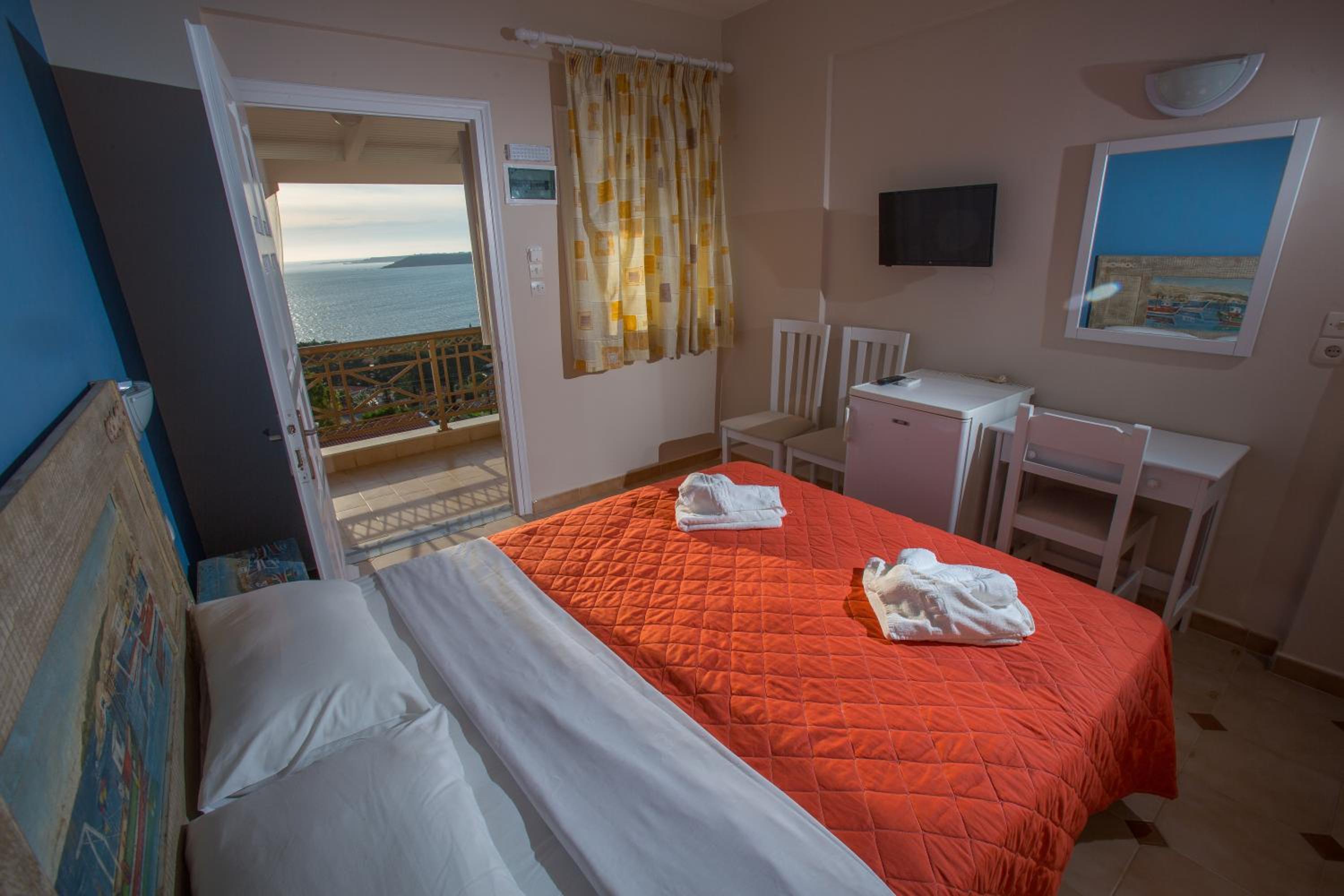 Double Room with Sea View photo 3