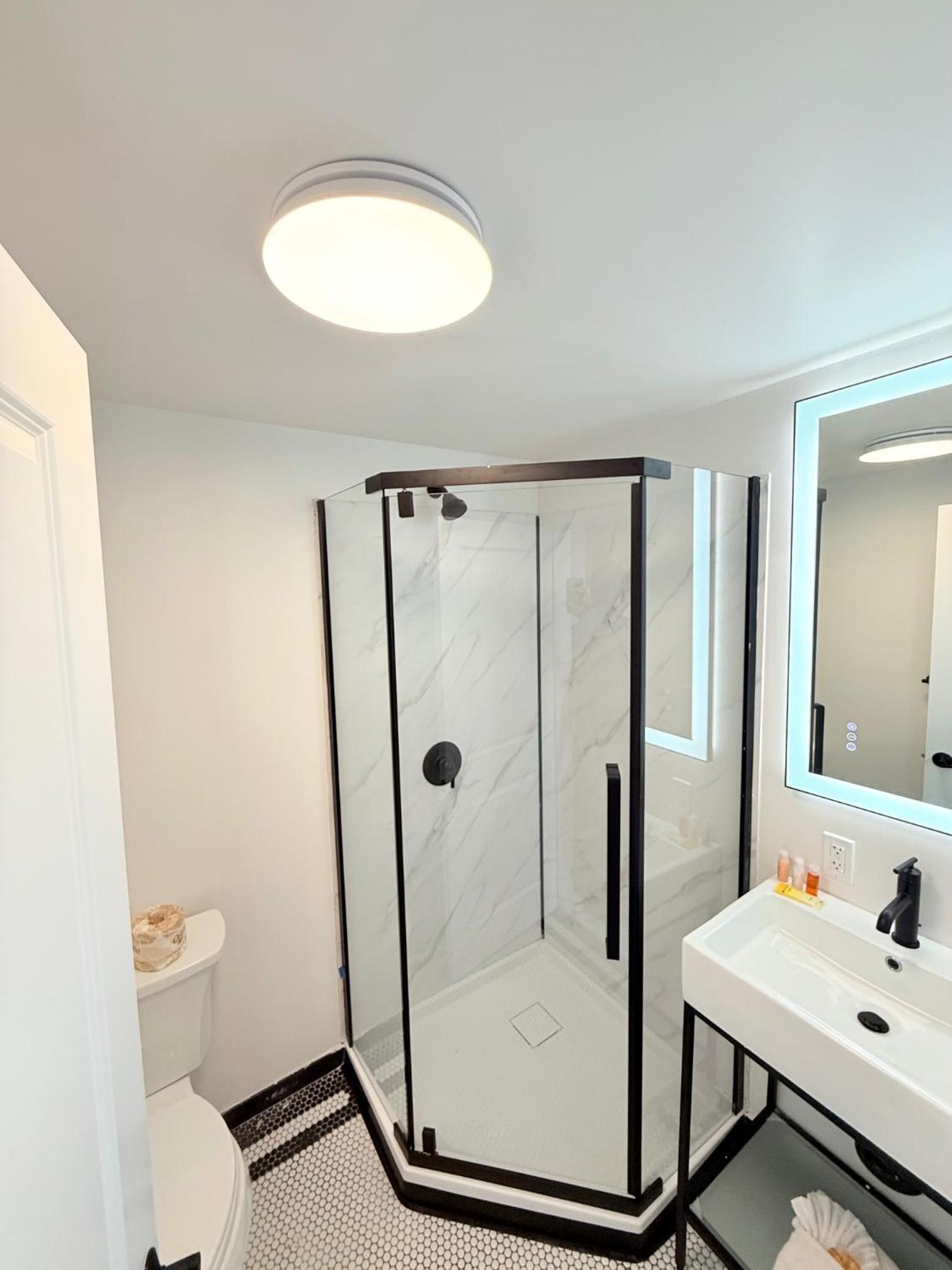 Standard Double Room - Photo 1