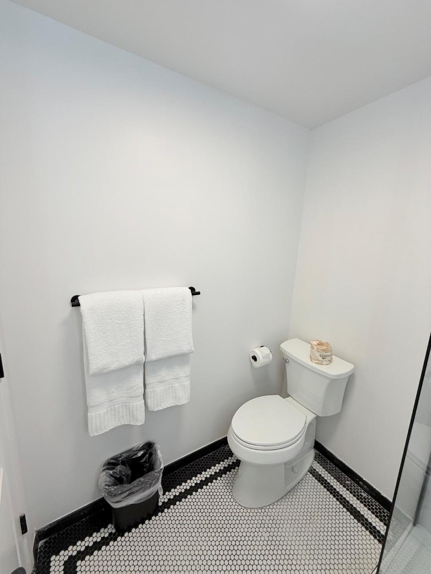 Standard Double Room - Photo 2