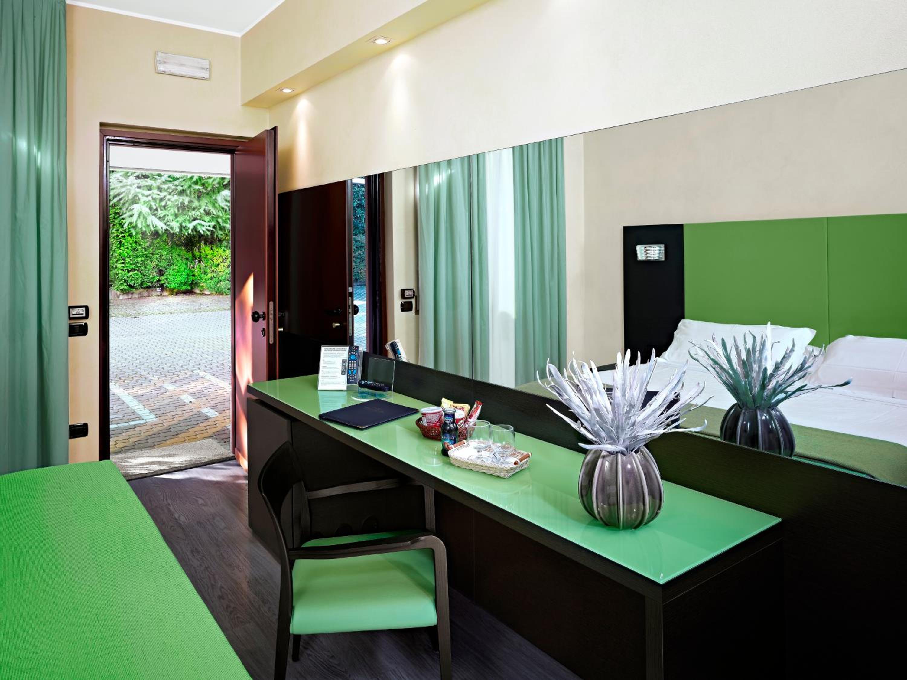 Double or Twin Room - Photo 1