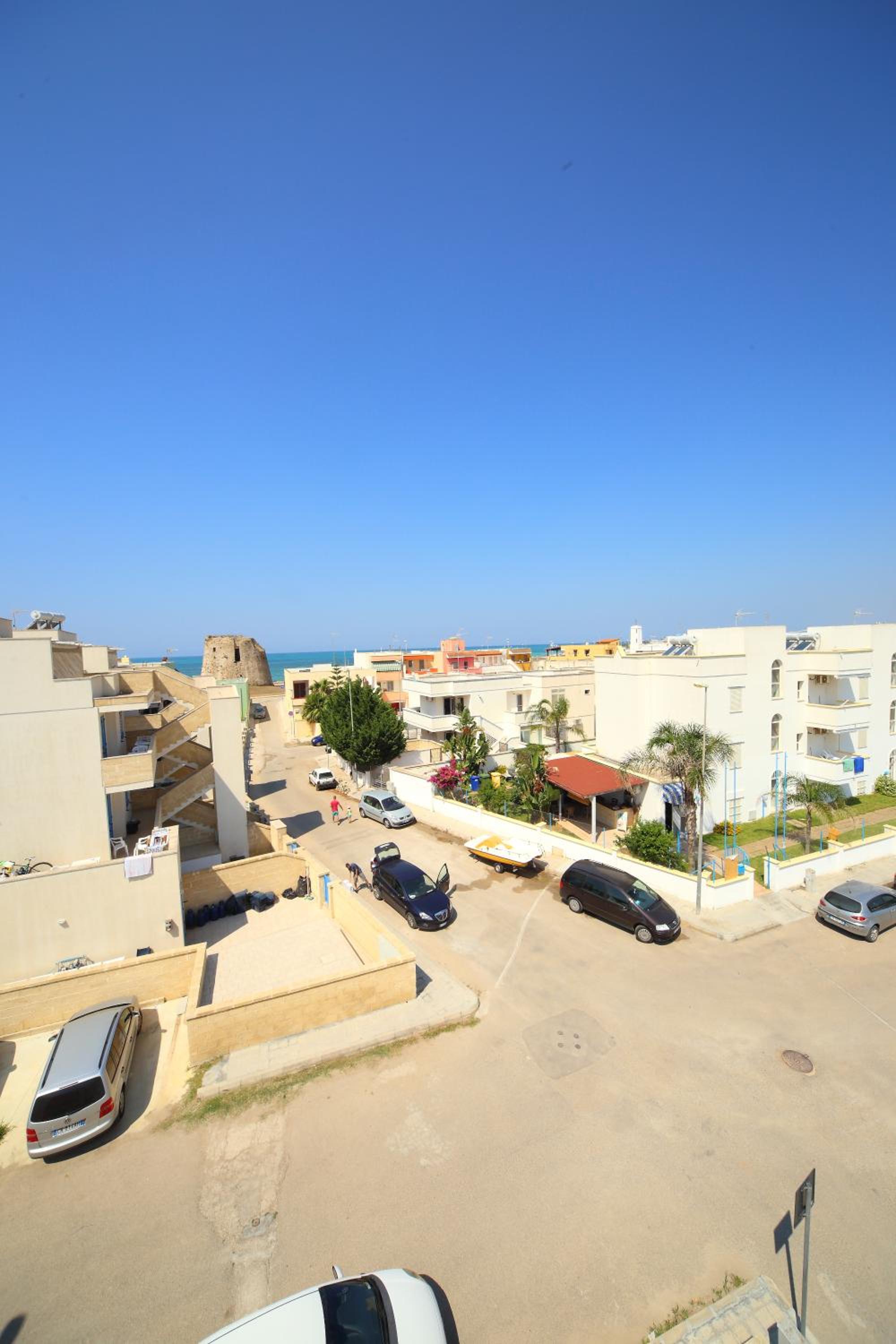 Apollo Two-Bedroom Apartment (4 Adults) - Second Floor