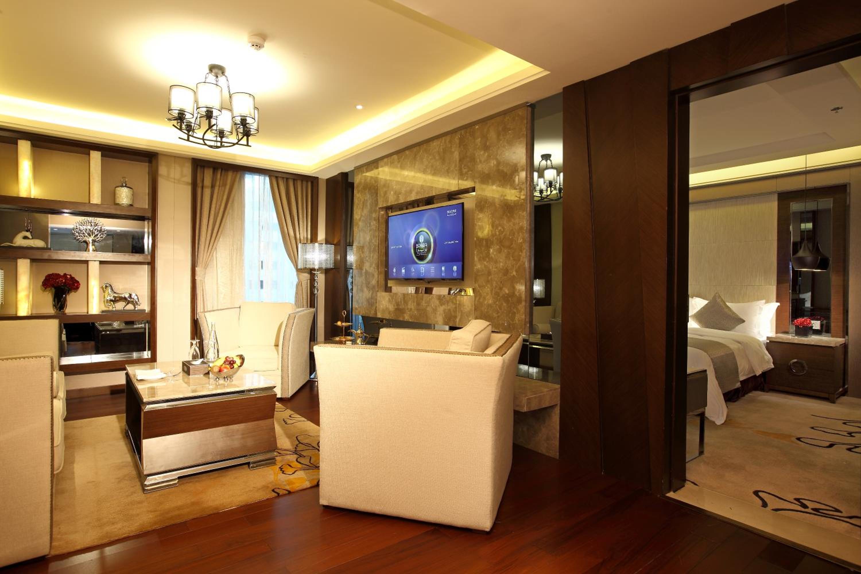 Superior Suite - Photo 4
