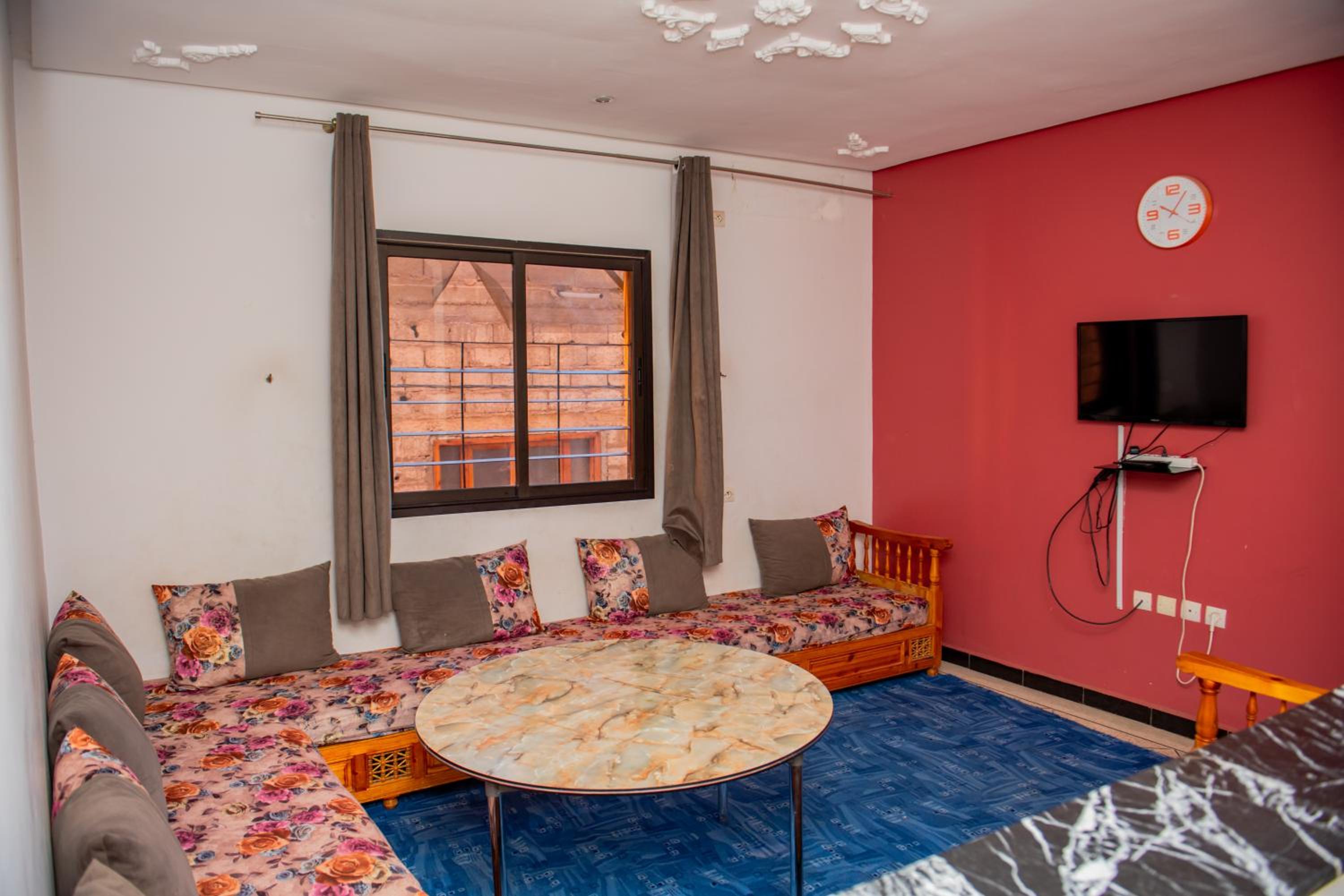 Studio Apartment photo 2