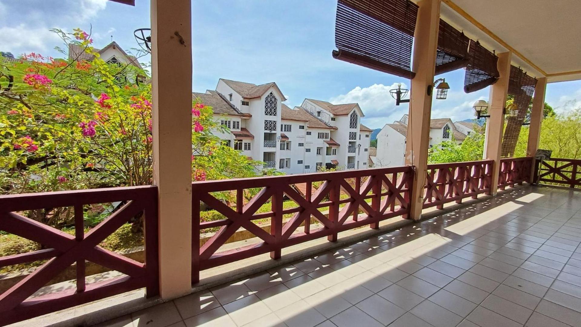 Duplex Apartment photo 3