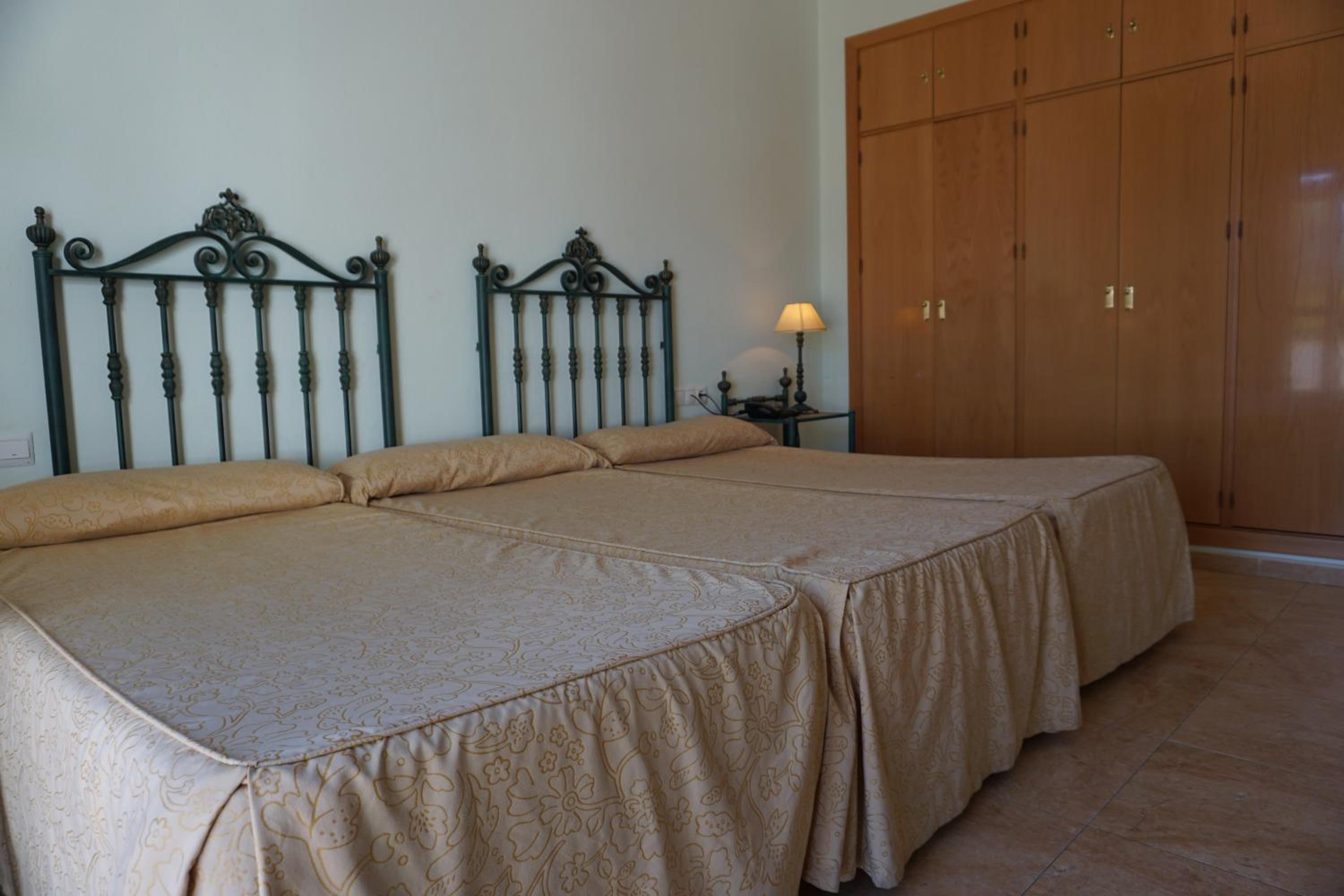 Triple Room ( 3 Adults)  - Photo 1