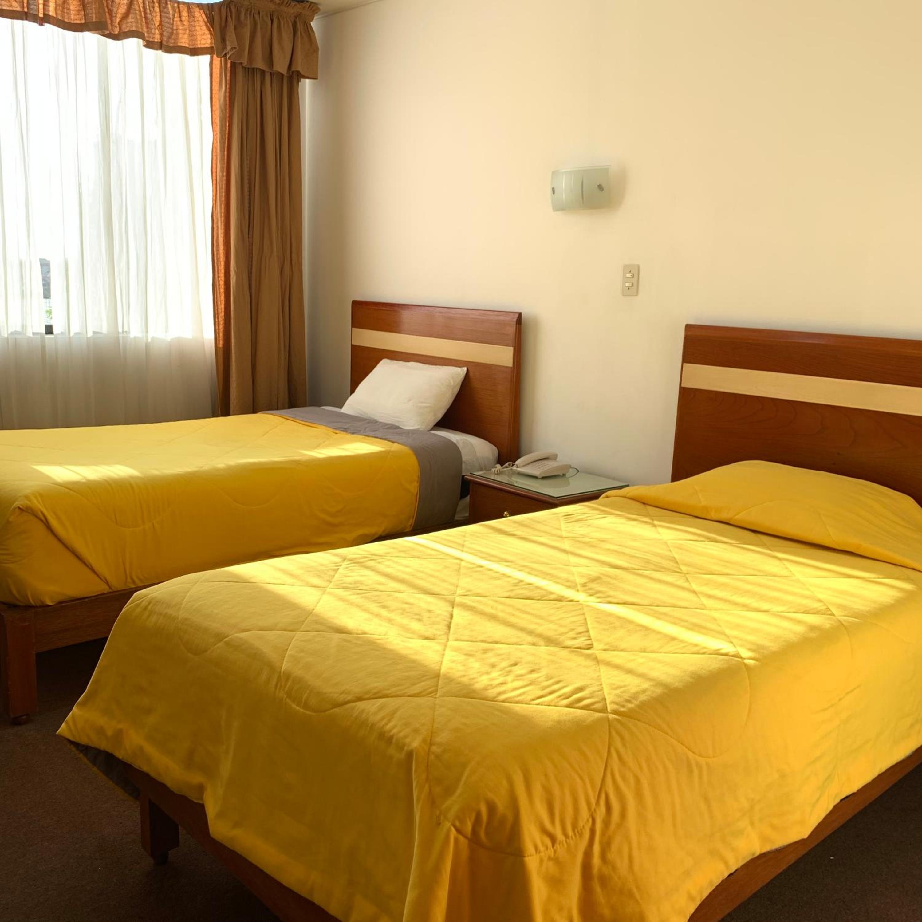 Twin Room with Bathroom